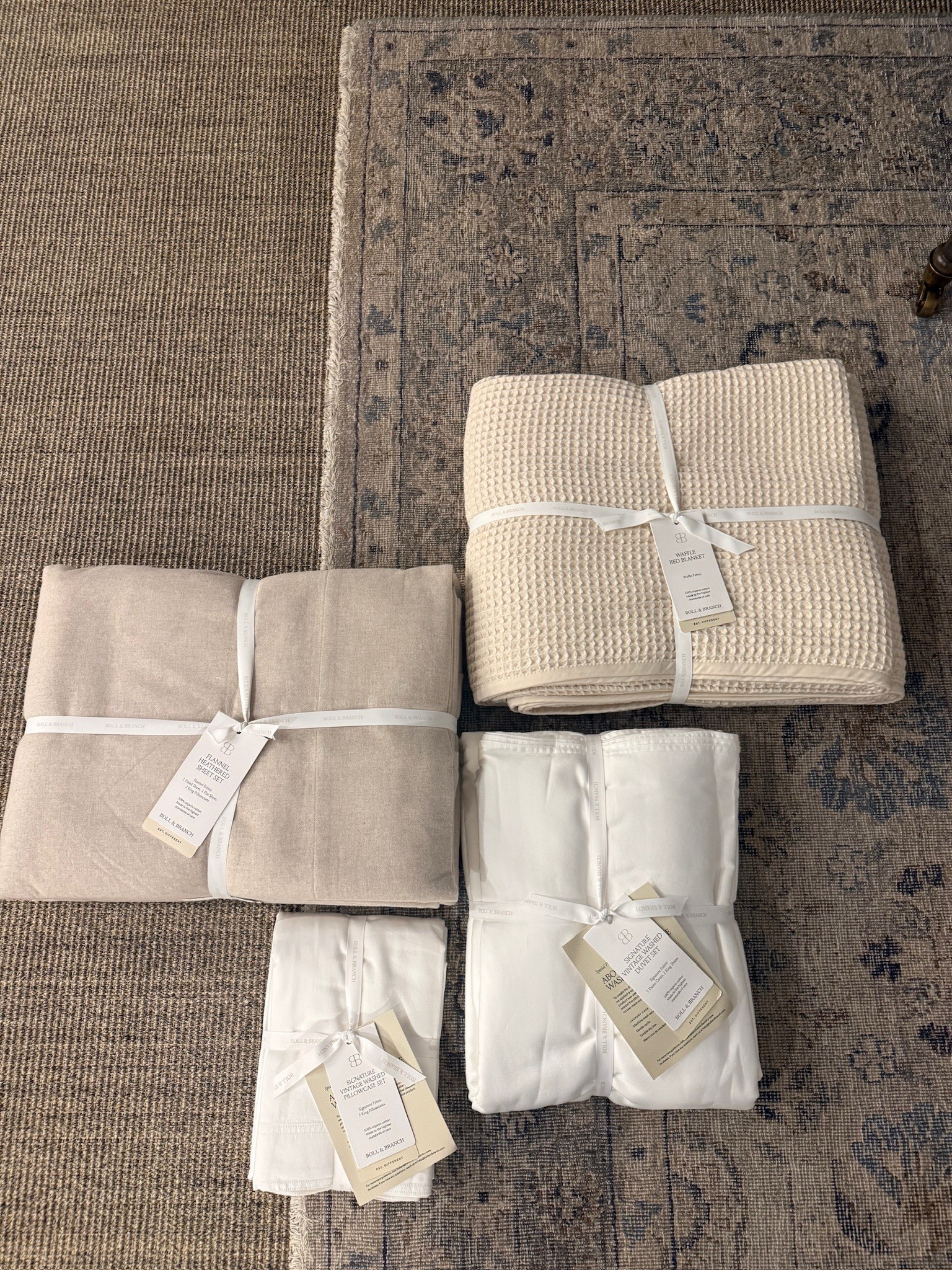 Boll & Branch are some of my favorite home finds to make your home cozy!!

Boll & branch, home brands, bedding, bed sheets, home bedding, master bedroom sheets, moving, Grace White

#LTKmomlife #LTKHome #LTKOver40