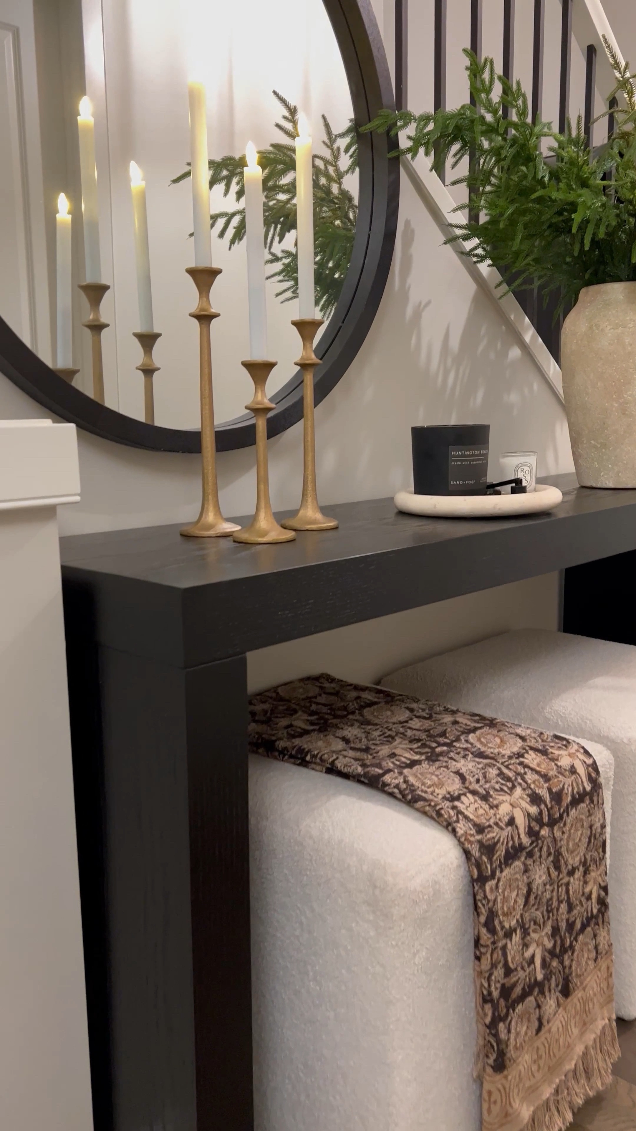 Christmas is just around the corner can you believe?! 😆 I styled this cream ceramic vase with Norfolk pine stems. These sell out fast so hurry and grab yours! 😜 …

Black console table
Round black mirror
Set of 3 candle holders 

#LTKsalealert #LTKHoliday #LTKstyletip