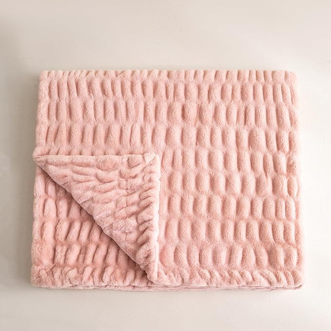 YUSOKI Luxury Double Side Faux Rabbit Fur Throw Blanket for Couch, Ultra Soft Fluffy Throw Gifts,... | Amazon (US)