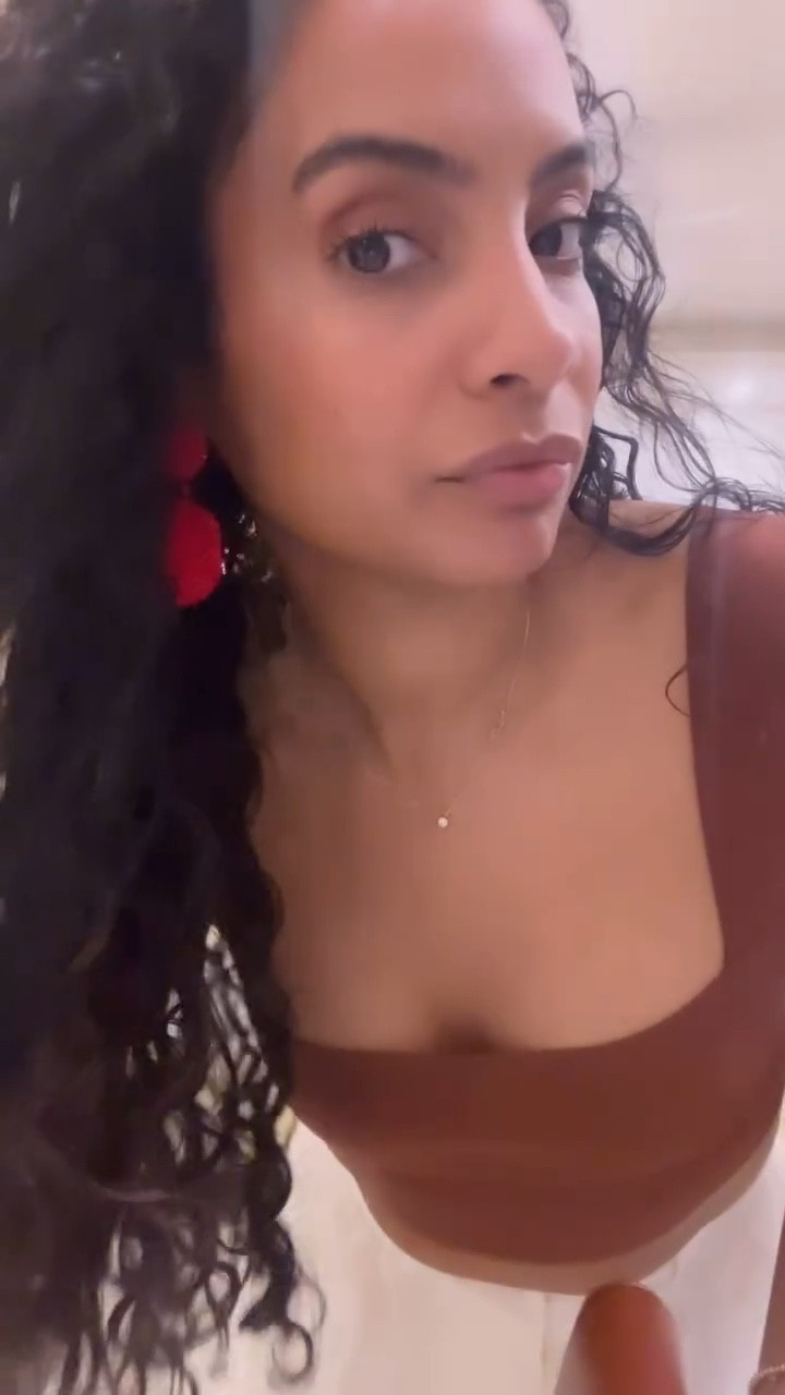 Found this top on super sale! It’s such a staple and great basic. We own in black as well! 

#LTKSummerSales #LTKSaleAlert #LTKStyleTip