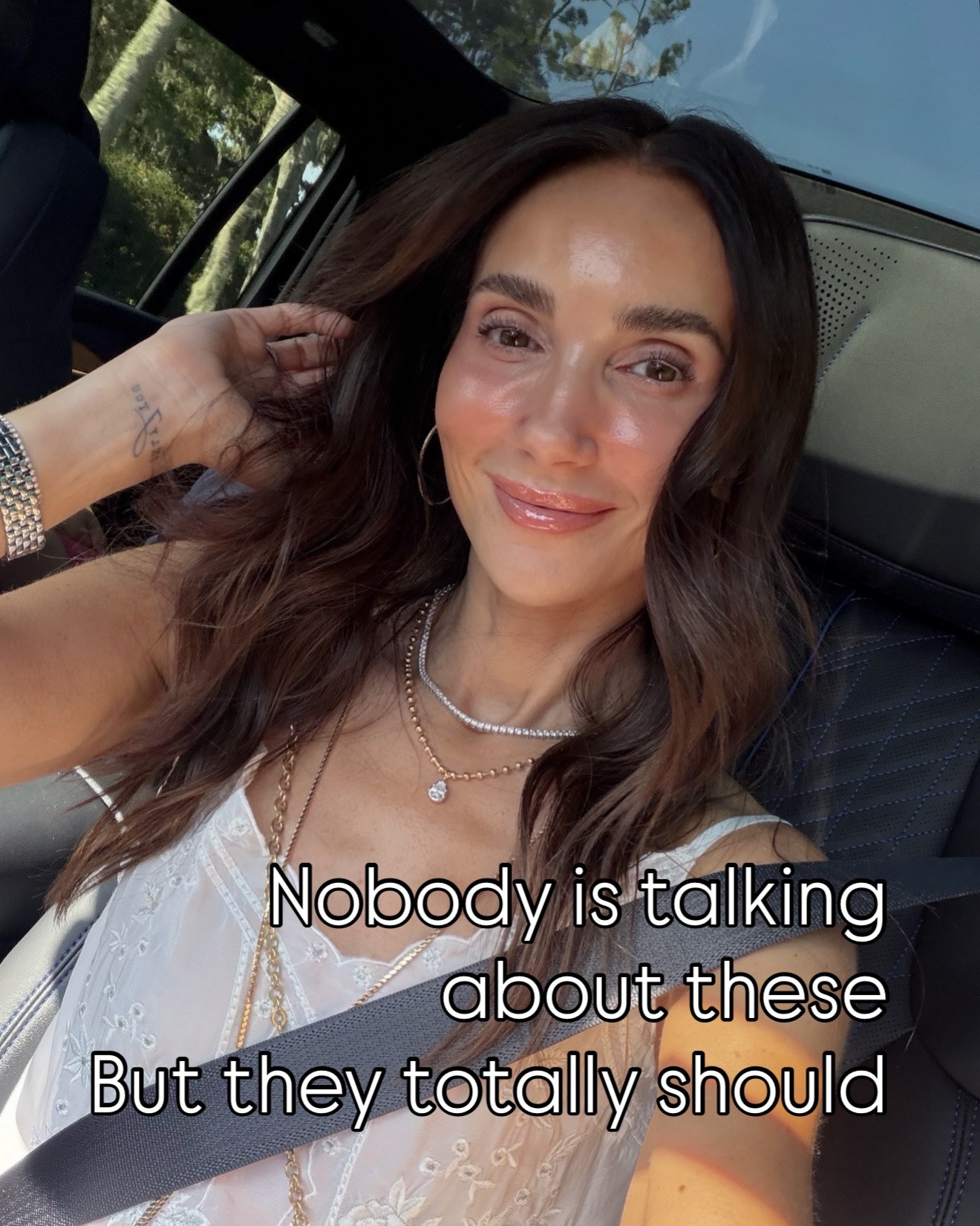 Nobody’s talking about this, but they totally should ￼

#LTKSaleAlert #LTKOver40 #LTKBeauty