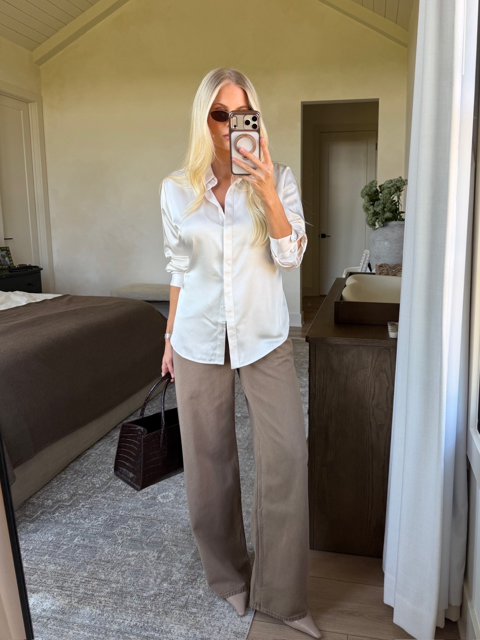 SIZE: med in top, 28 reg in jeans, linking similar shoes, code “KPGS20!” for discount on pointer ring. #kathleenpost

Fall outfit inspo, fall fashion, Abercrombie fall haul, casual chic dinner look

#LTKootd #LTKSeasonal