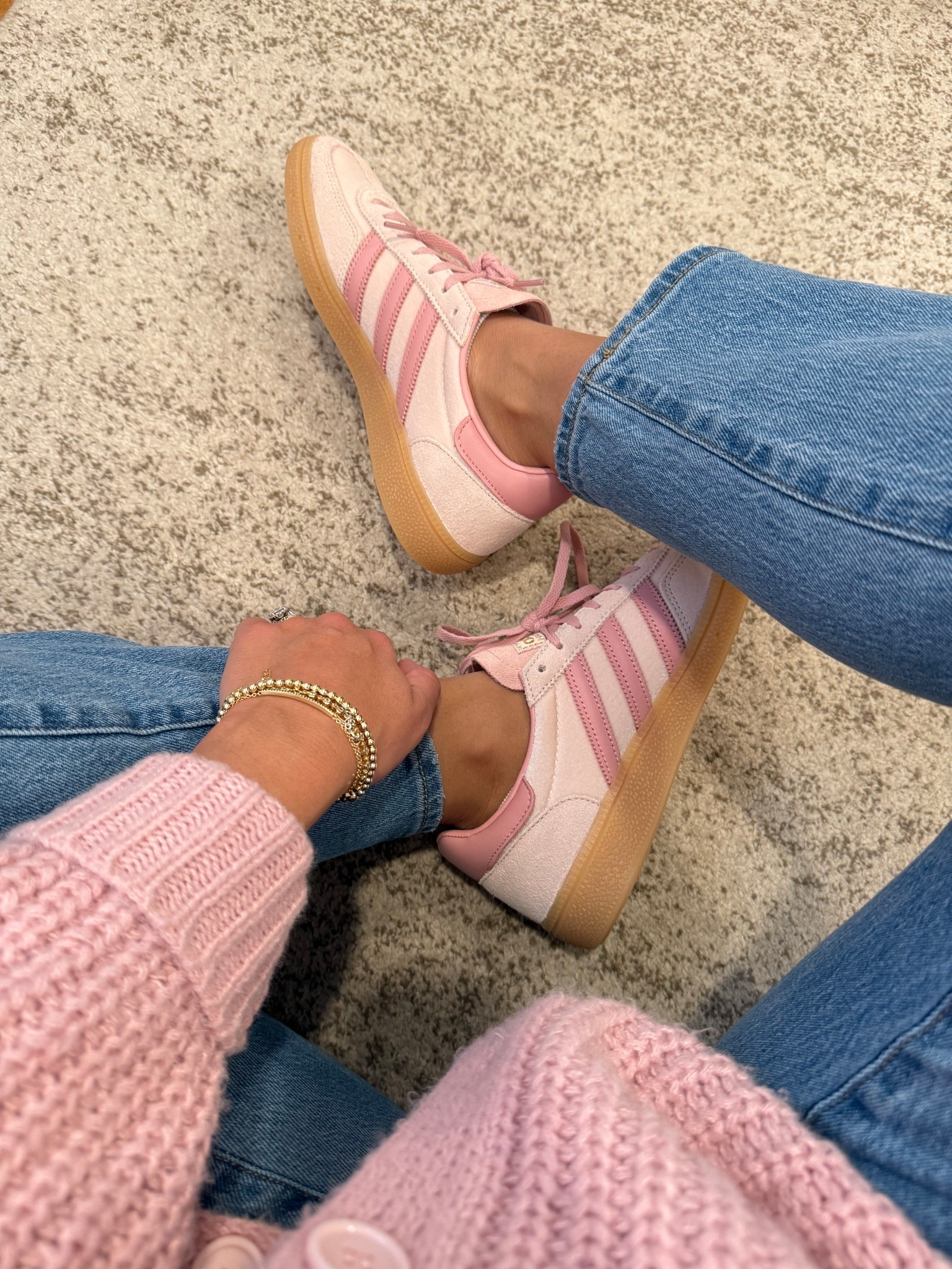On wednesdays we wear pink!

New favorite adidas! Fit TTS!


#LTKStyleTip #LTKShoeCrush
