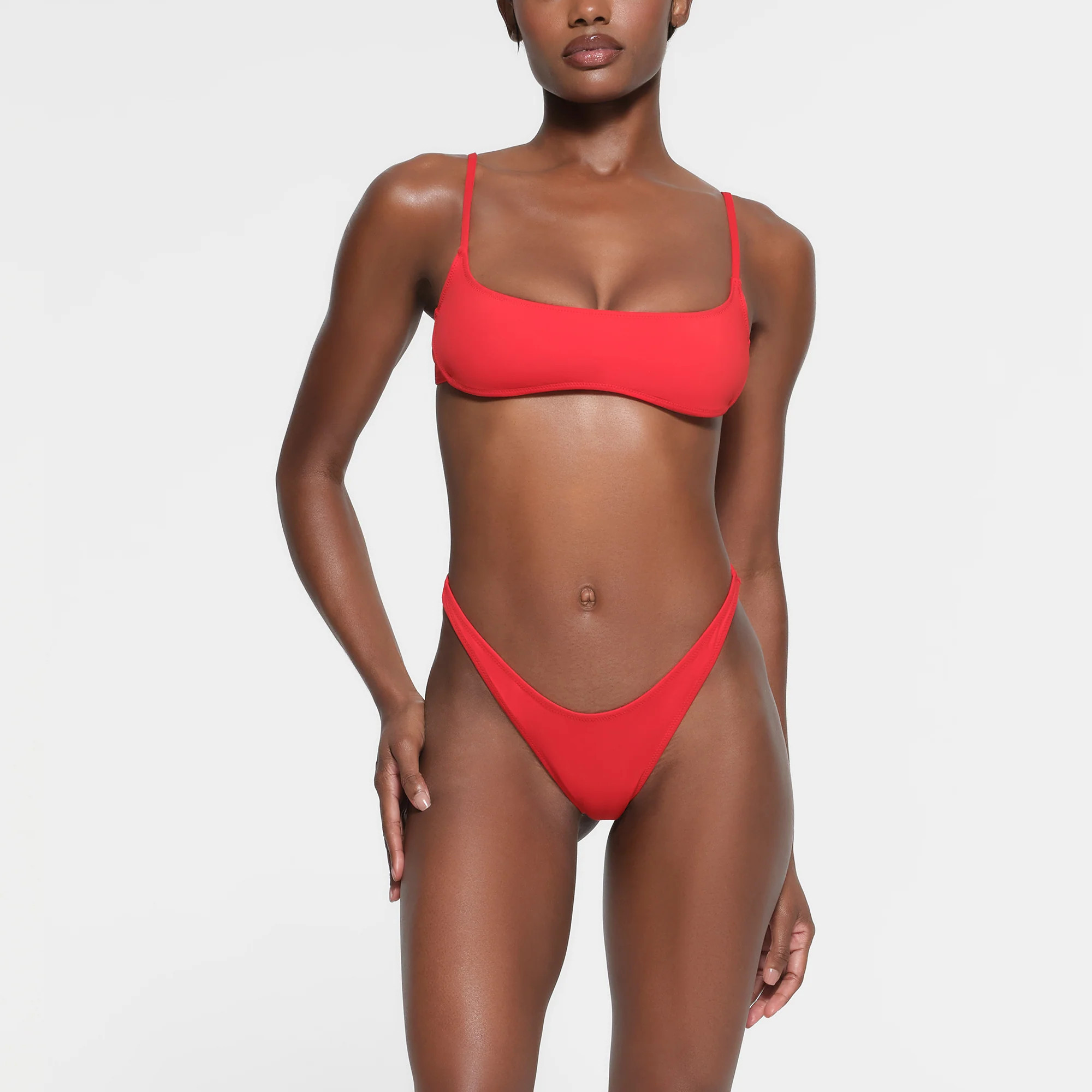 SKIMS Micro Scoop Bikini Top | Red | XS | Signature Swim | SKIMS (US)