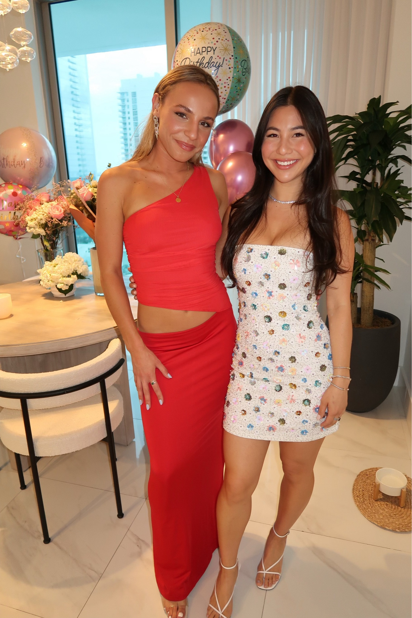 I got mah red dress on tnnnnn :) 

#LTKParties #LTKStyleTip #LTKFindsUnder100