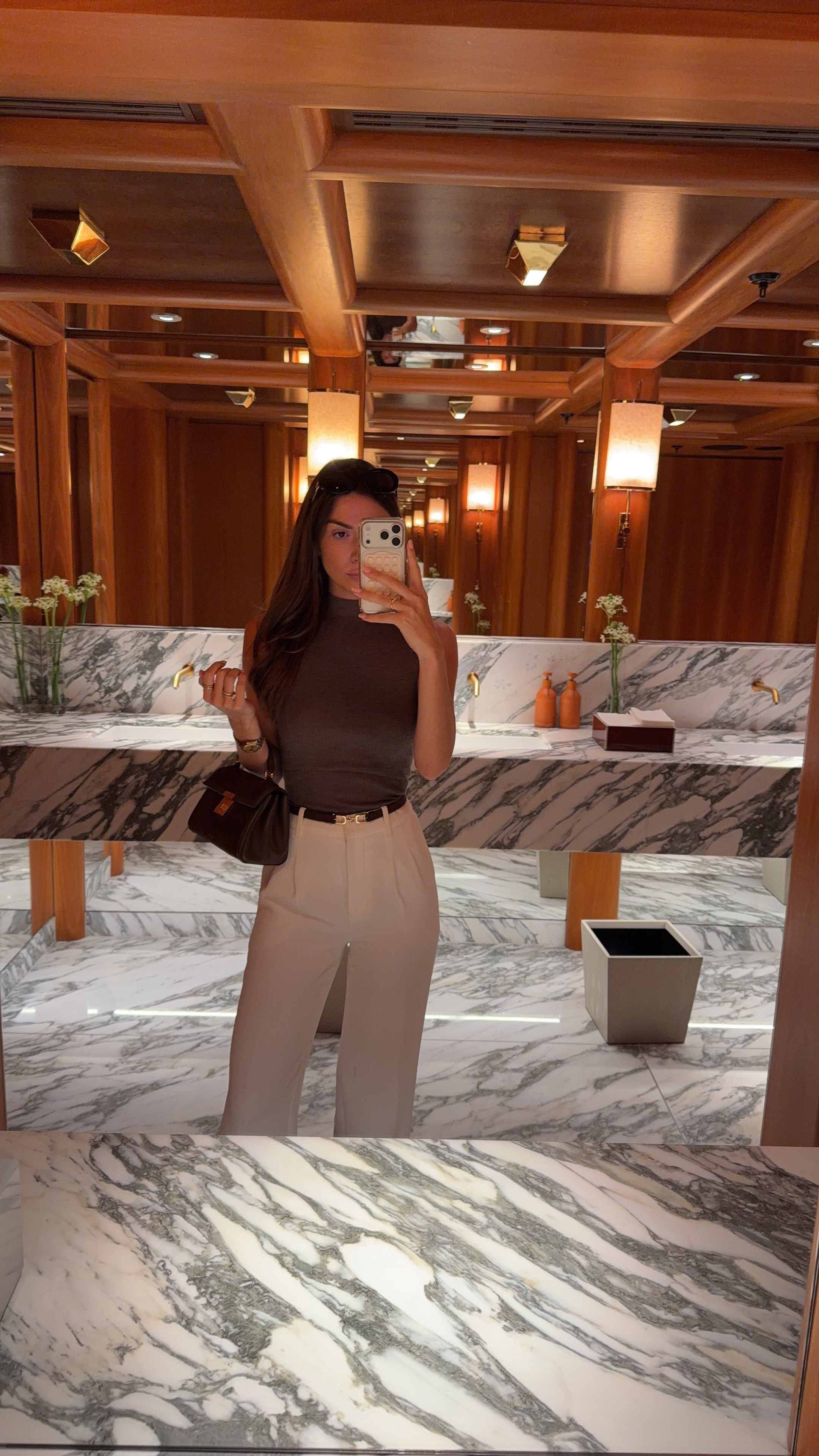 Love these transitional pieces! My fave white trousers  

 

#LTKuk #LTKautumn #LTKeurope