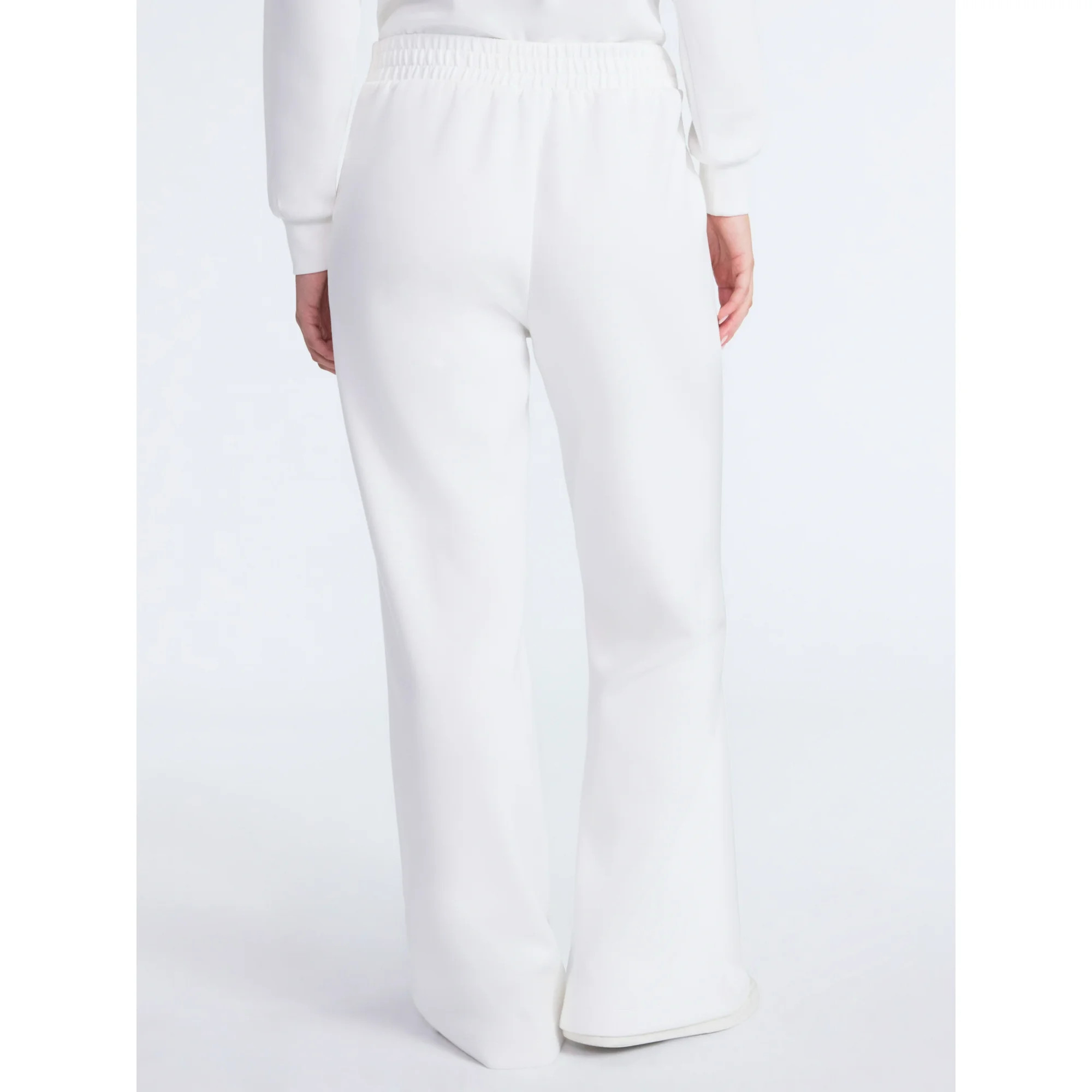Scoop Women’s and Women’s Plus New Scubaknit Seamed Sweatpants, Regular and Short Lengths, Si... | Walmart (US)