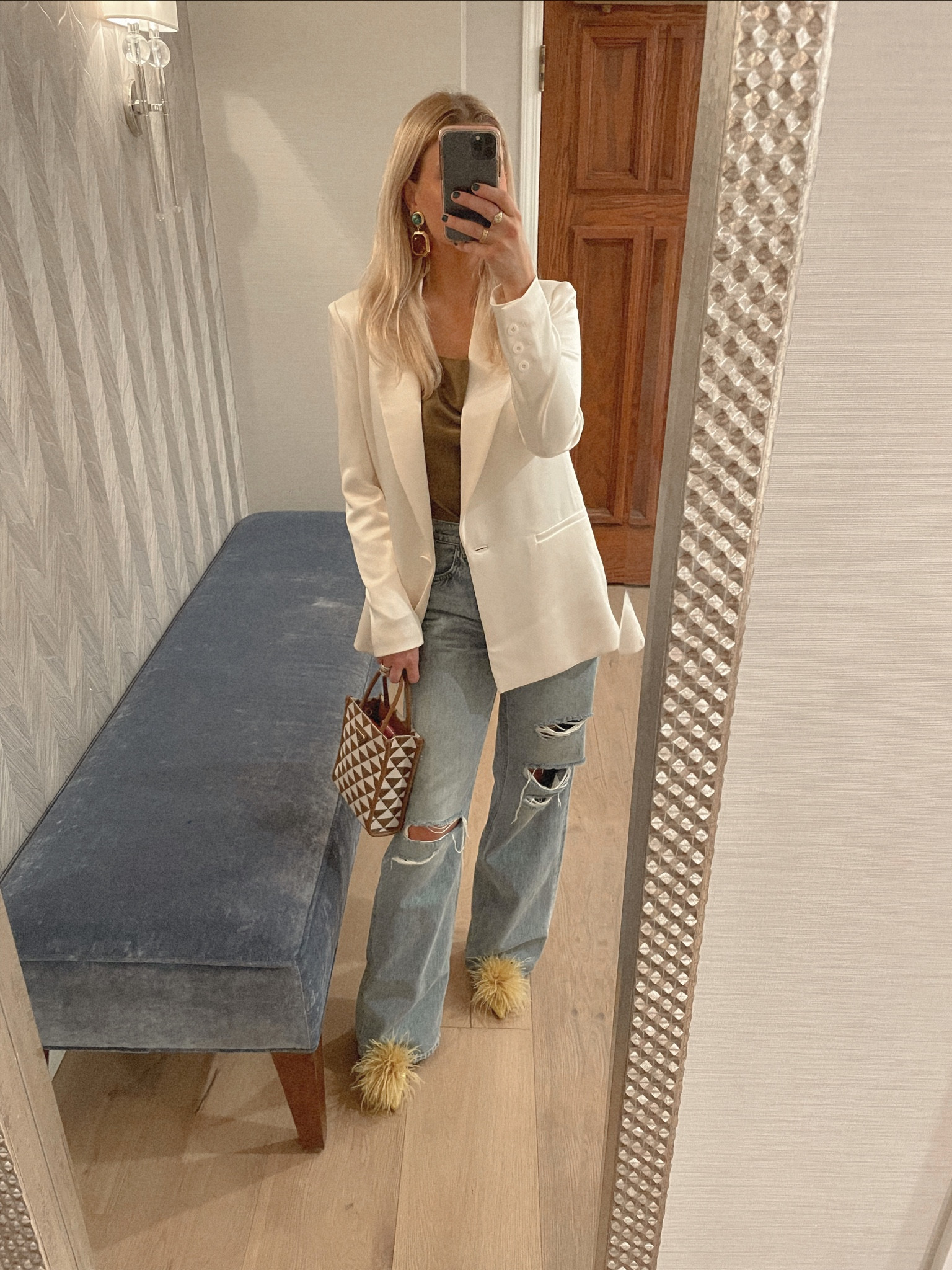 My jeans and shoes are on major sale!

#LTKshoecrush #LTKstyletip #LTKunder100