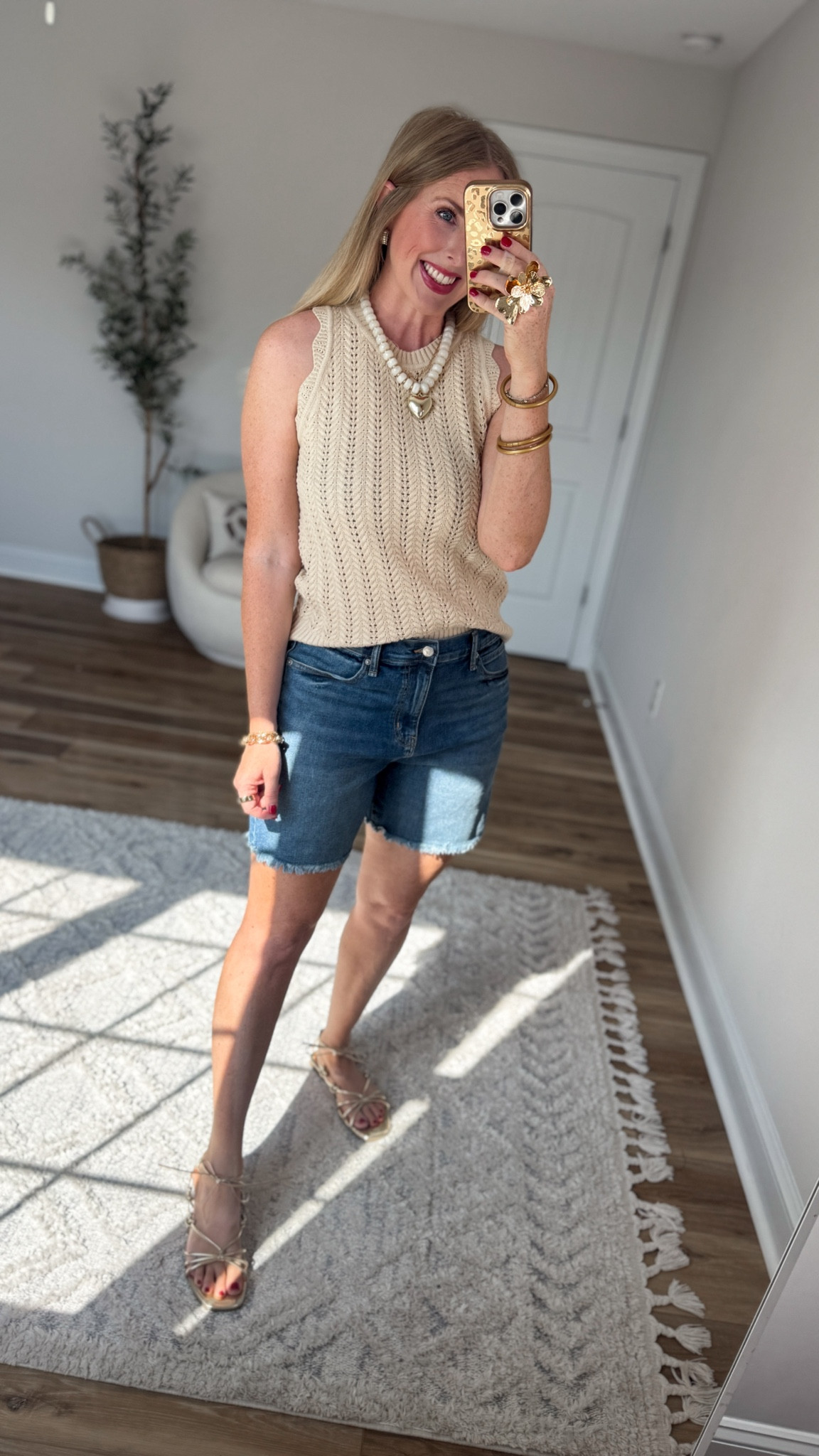 Weekend Walmart Wins try-on
Scallop edge sweater tank- small
6 inch inseam Jean shorts- 6

#LTKootd #LTKmomlife
