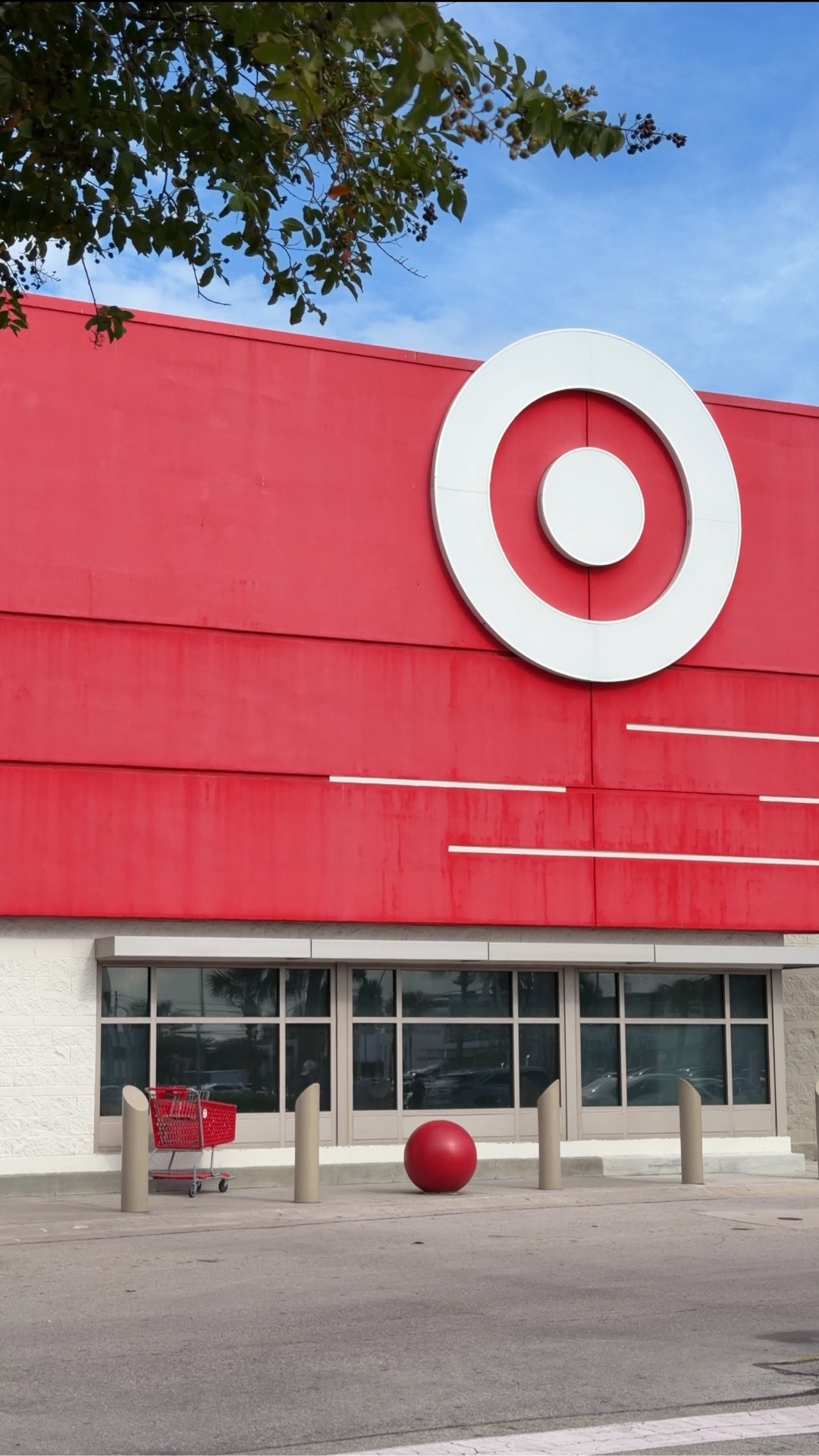 #ad The easiest gift to give this holiday season! Whether it’s a gamer friend, techy friend, or movie buff - Apple Gift Card is the way to go. Have friends and family binge their favorite Apple TV shows, play games, upgrade Airpods or get new Apple accessories all with Apple Gift Card. Prices range from $15-$200 or even $500 on target.com - Shop Now!

#TargetPartner #Target #whattowatch #giftcard #streaming @Target


#LTKHoliday #LTKGiftGuide #LTKCyberWeek