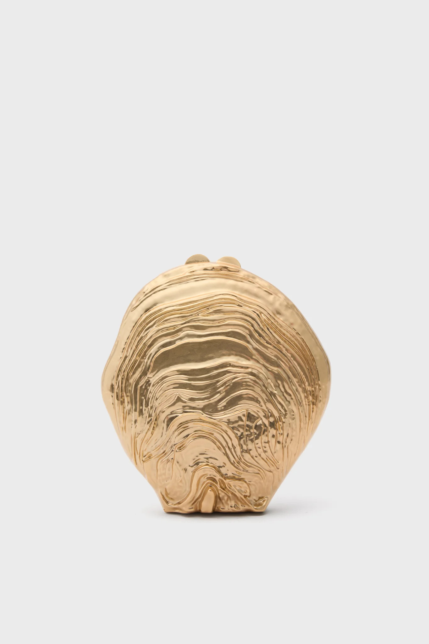 Gold Cove Shell Clutch | Tuckernuck (US)