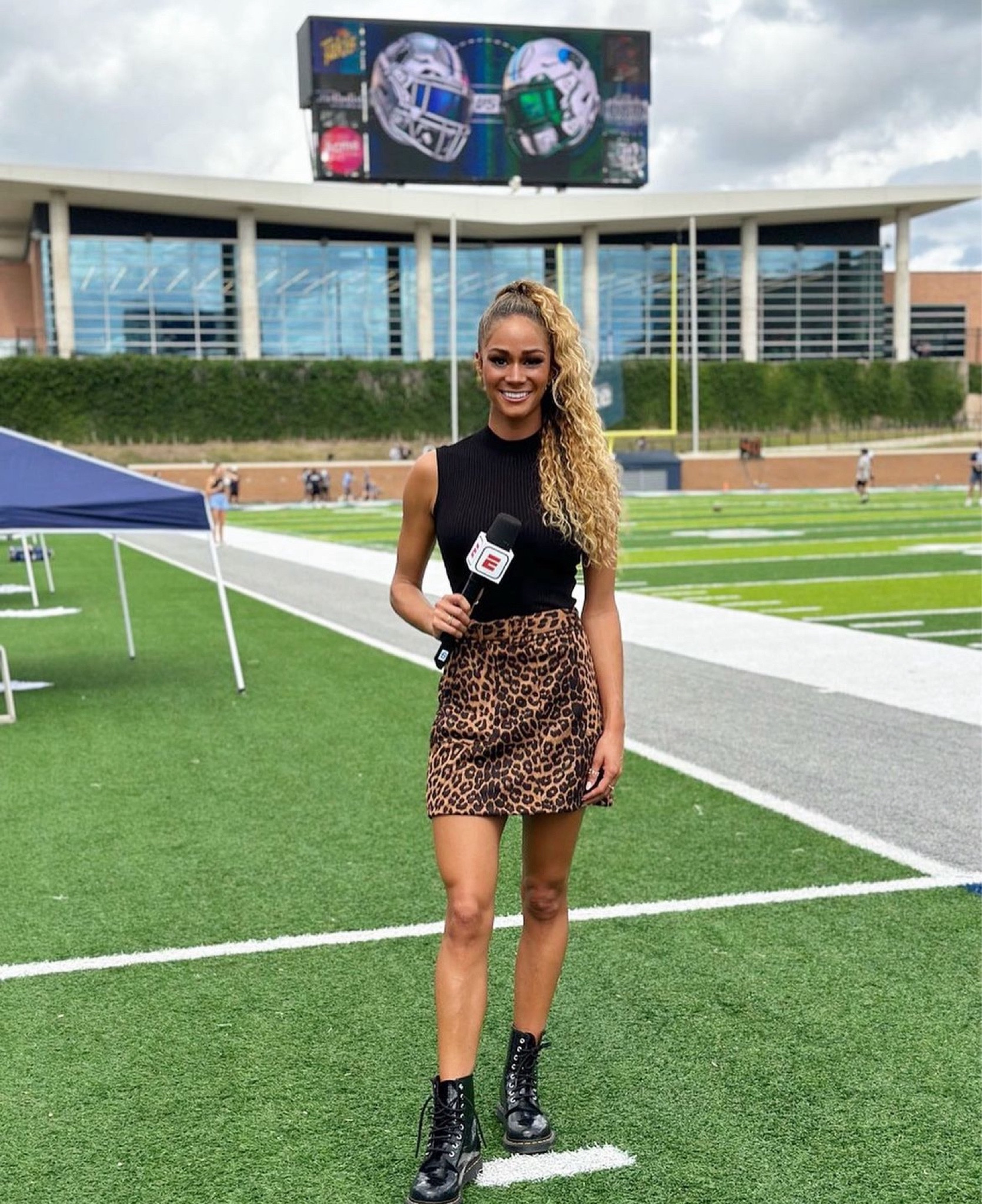 Shop the look! Couldn’t find the exact skirt I was wearing here but found some look-alikes for less & on sale! (+ what I used to style my hair) 

#LTKFindsUnder50 #LTKSaleAlert #LTKSeasonal