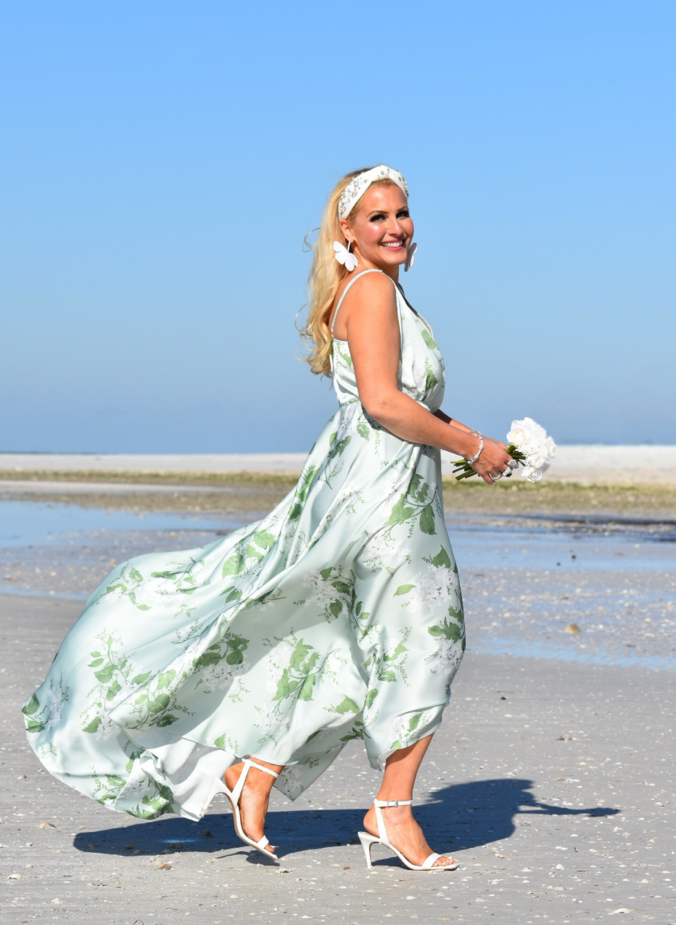 👗AW BRIDAL: #ad Spring wedding season is around the corner. AW Bridal has you covered with the latest wedding dresses and bridesmaid dresses! @aw.bridal #awbridal #floraldress #bridesmaiddresses #gardenpartydress

👗My sage garden party satin charmeuse wrap dress is flattering on all body types. I’m wearing a size 10 and it runs big. If you’re in between sizes, size down. This would be beautiful as a wedding guest dress too!

👗This dress is available in sizes ranging from 0 - 30. That’s amazing!

👗I own three dresses from AW Bridal and the quality of these dresses are outstanding. Hard to believe this dress is less than $100. This color and floral print is gorgeous.

👗This dress is perfect for a beach wedding too! The flowy fabric, design and style of this dress is breathtaking.

🫶🏻Receive 10% off by using code: JTS10 at checkout. 

👉🏼Follow my shop @jtstjtst11 on the @shop.LTK app to shop this post and get my exclusive app-only content!

#liketkit 
@shop.ltk


#weddingfashion #weddingdress #weddingguest #weddingguestoutfit #stylereels #reelsoutfits #styleinfluencer #styleinspo #weddingguestdresses #beachwedding #beachweddings #beachweddingdress #beachweddingideas #street2beachstyle #dunedin #dunedinflorida #lovefl #tampabloggers #stpeteblogger



#LTKFindsUnder100 #LTKWedding #LTKSeasonal