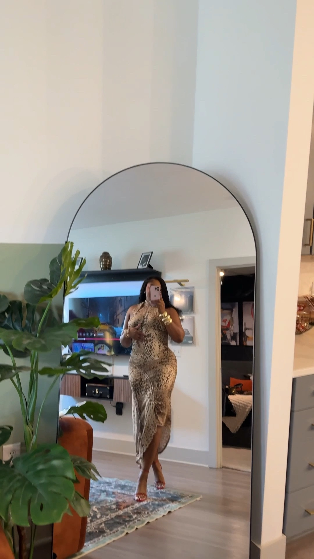 Helloooo it’s meeee.    

#LTKFindsUnder100 #LTKFallSale #LTKStyleTip