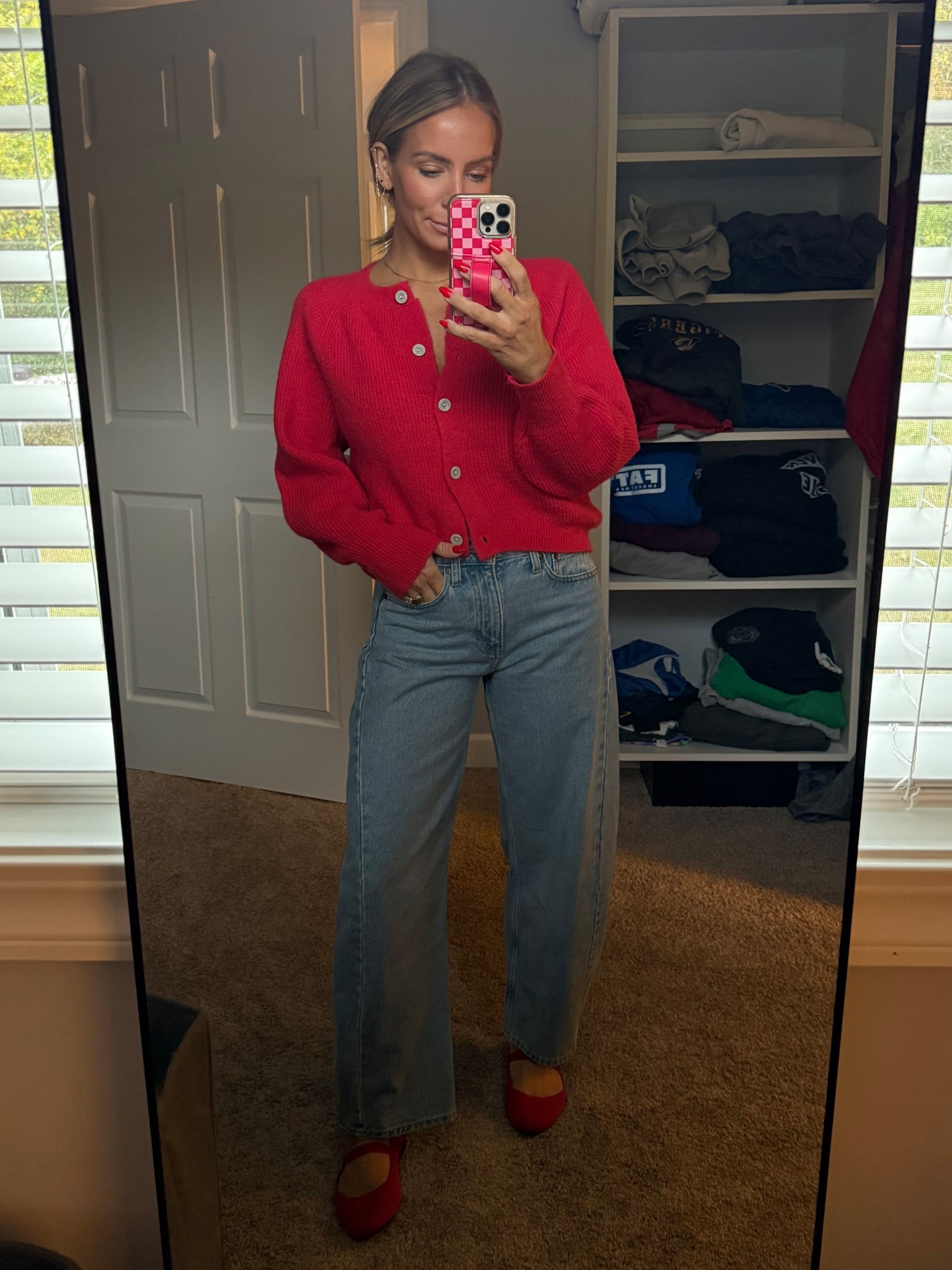 I found the cutest little flats at @target! They also come in black. I sized down a whole size. But a lot of reviews say TTS so 🤷🏼‍♀️

Denim: size 0

Use code BUWICK10 for my phone case!