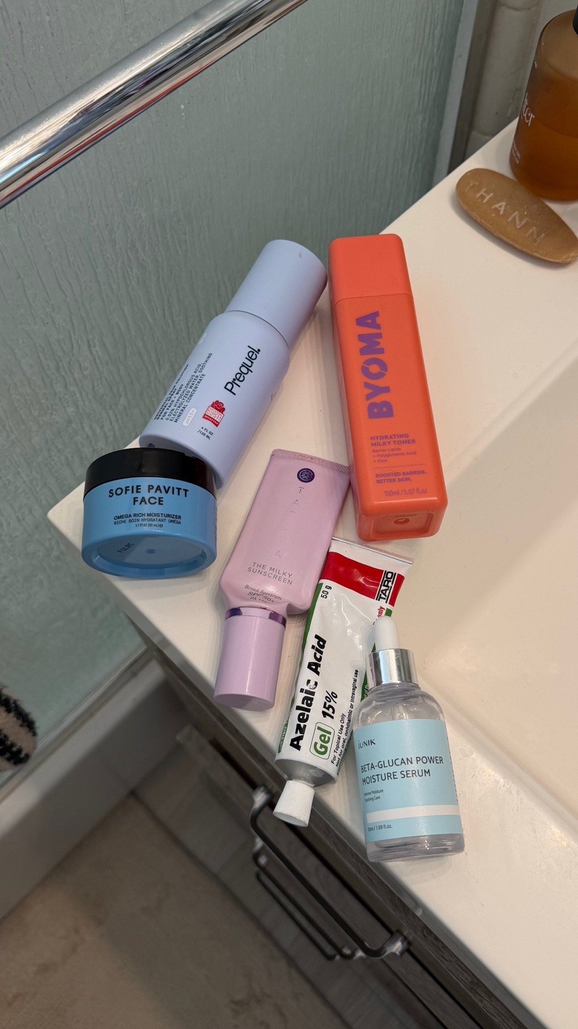 Morning skincare lineup! Focused on brightening hyperpigmentation + protecting my skin barrier ☁️

#LTKBeauty