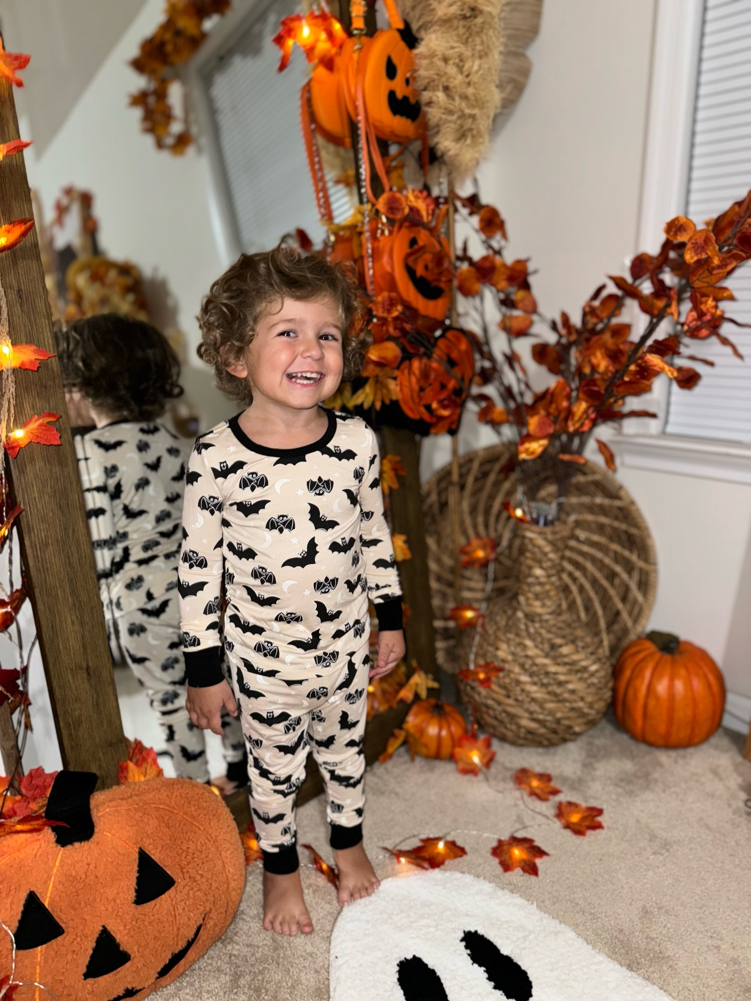 Spooky toddler glow in the dark bat pjs pajamas 🦇

#LTKKids #LTKSeasonal #LTKHalloween