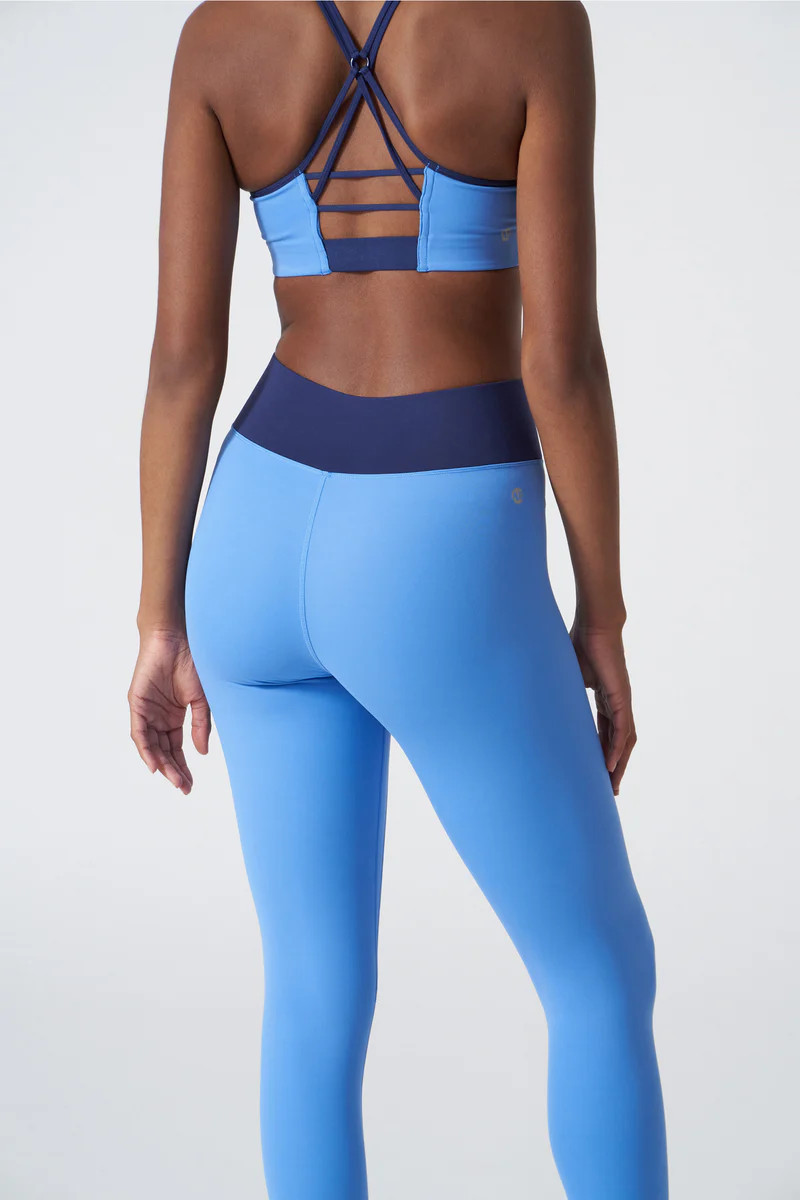 High Waisted Center Stage Legging | Bandier