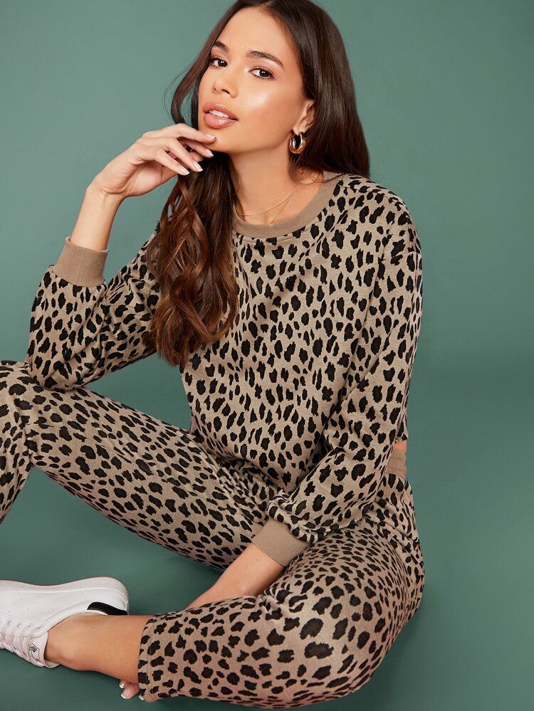 Leopard Print Top & Elastic Waist Pants Set | SHEIN