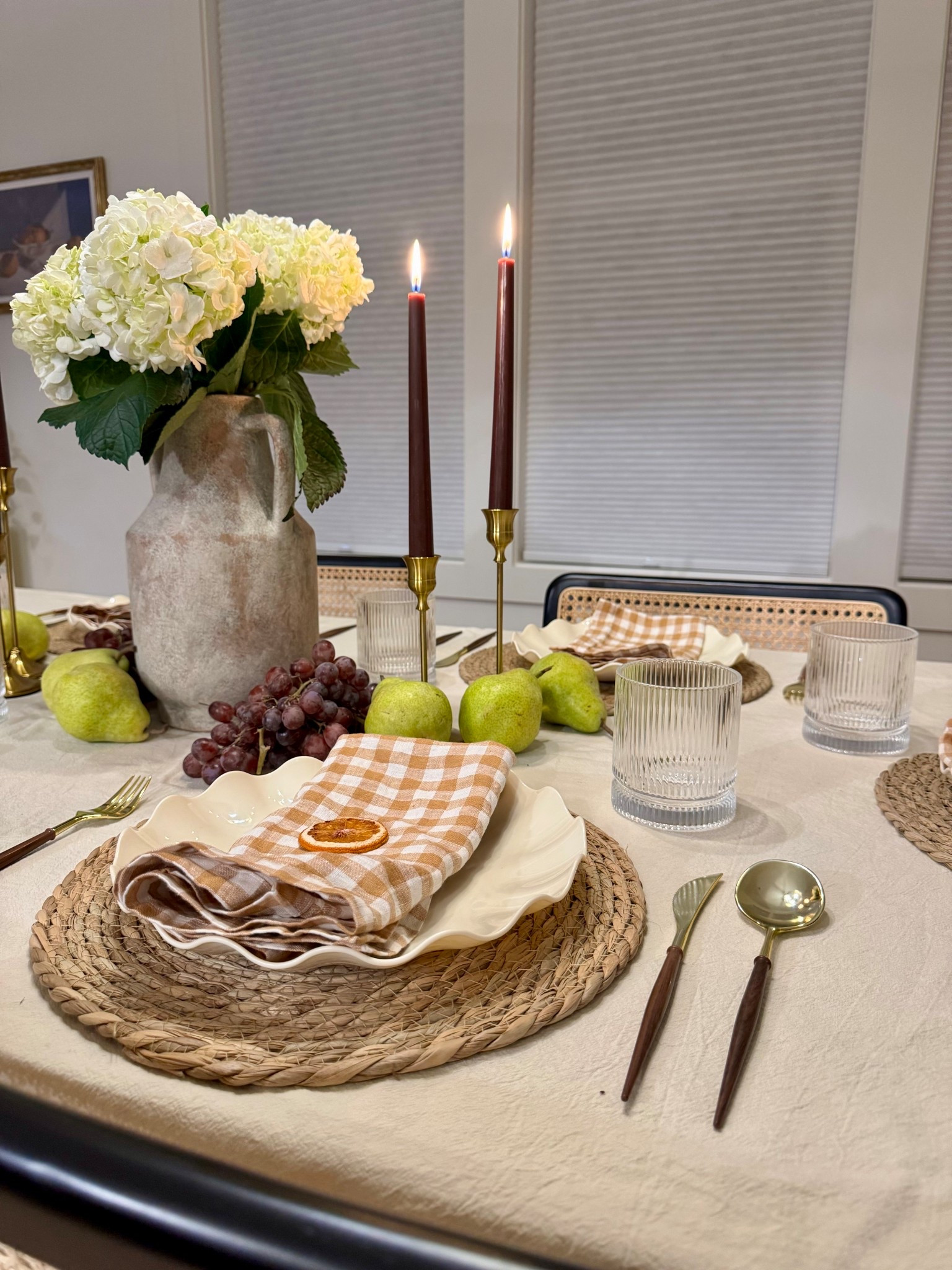 The most beautiful elevated plastic plates perfect for any holiday hosting moment! 

#LTKFindsUnder50 #LTKHome #LTKHoliday