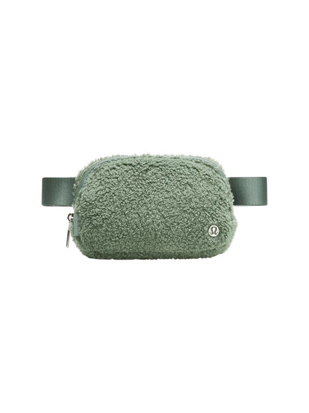 Everywhere Belt Bag 1L | Lululemon (US)