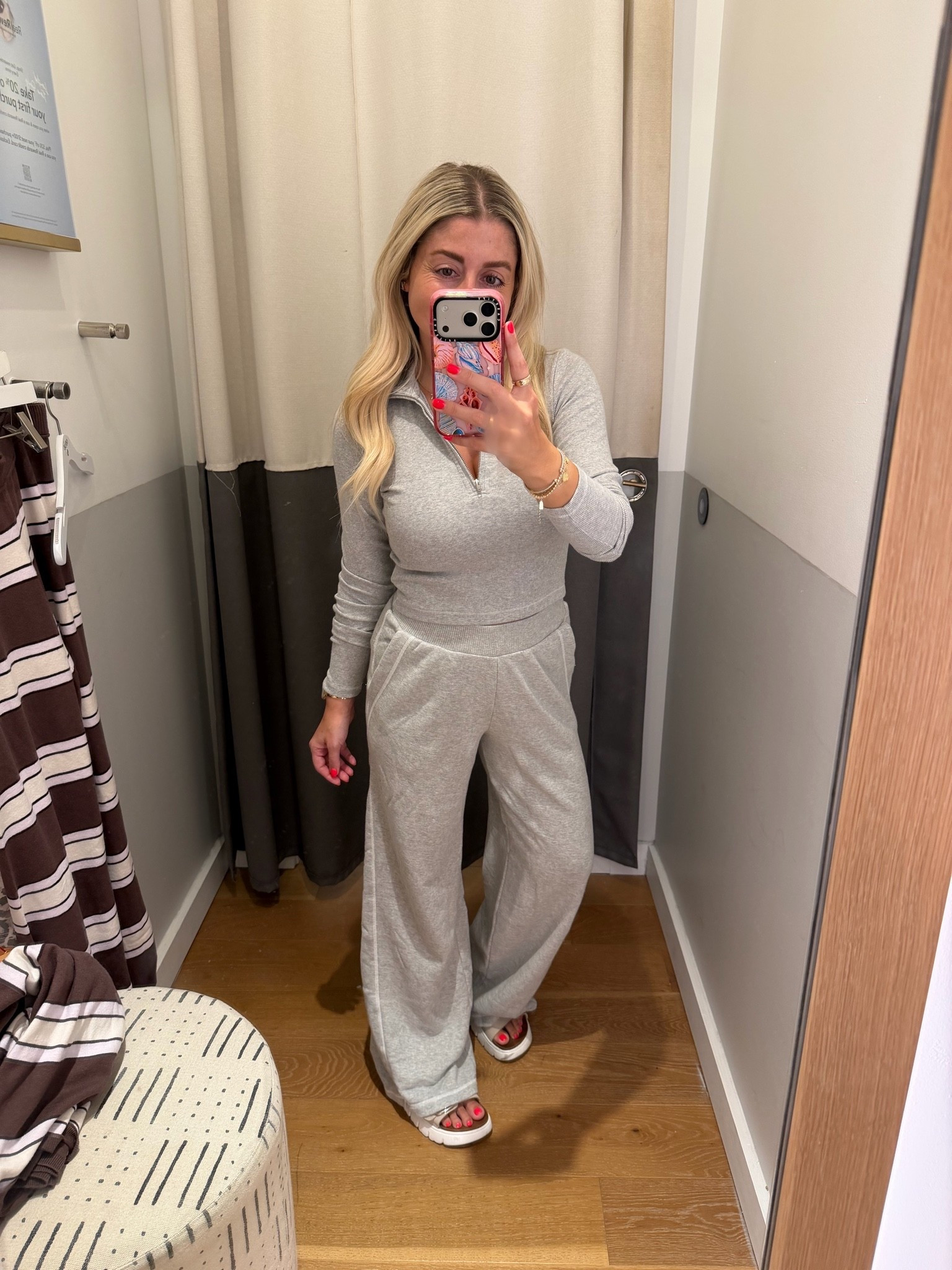 @Aerie matching set
Size xs
Sandals tts
Fall outfit

#LTKSaleAlert