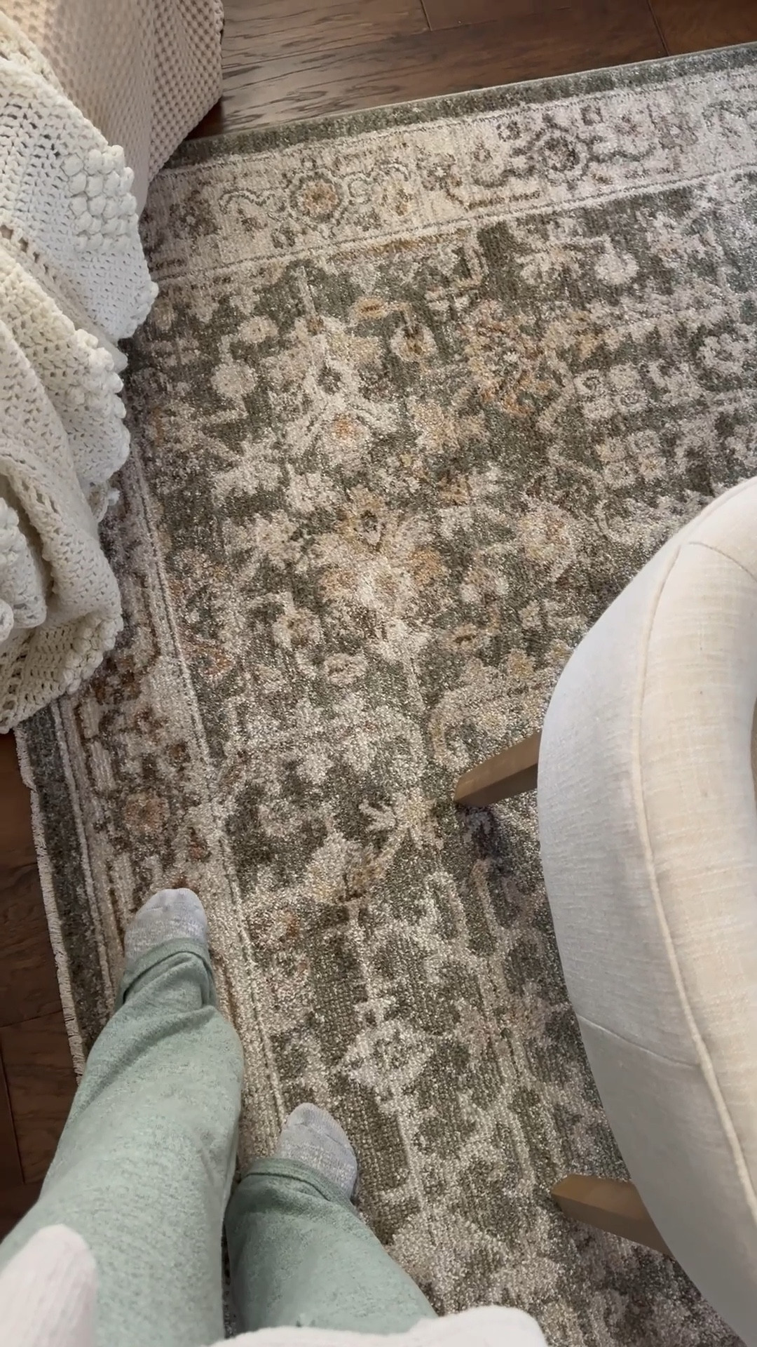 The perfect beige and green rug from Amazon! 

#LTKHome