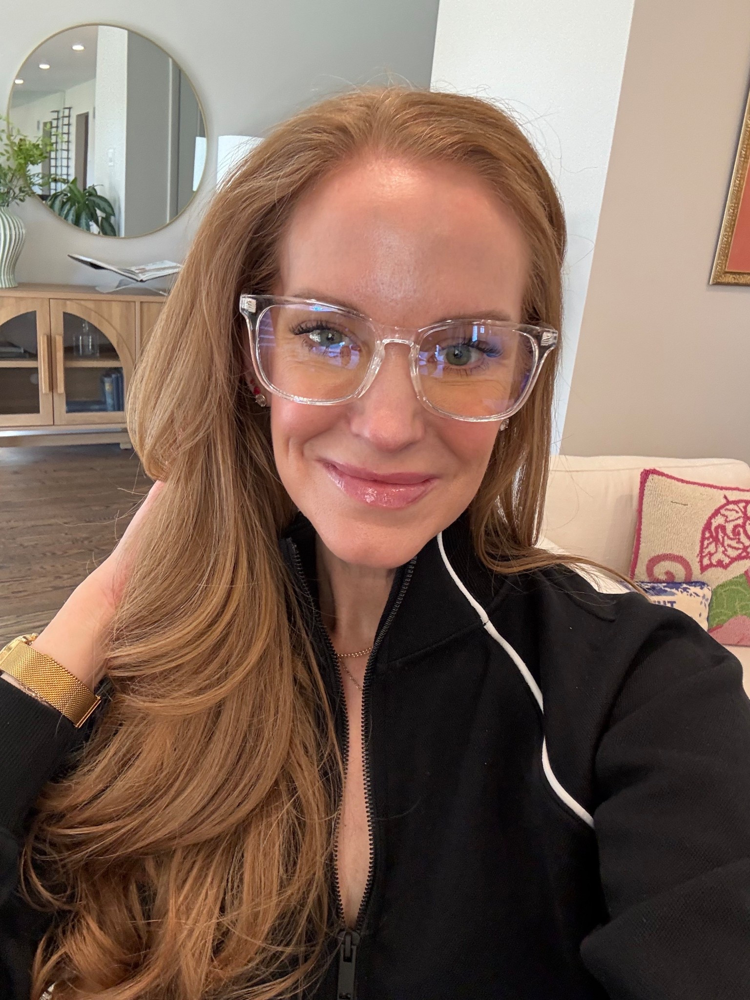 New blue light glasses that actually work!! I have so many pairs that do nothing but these block out the blue and hide tired eyes 😊

#LTKWorkwear #LTKdayinmylife #LTKOver40