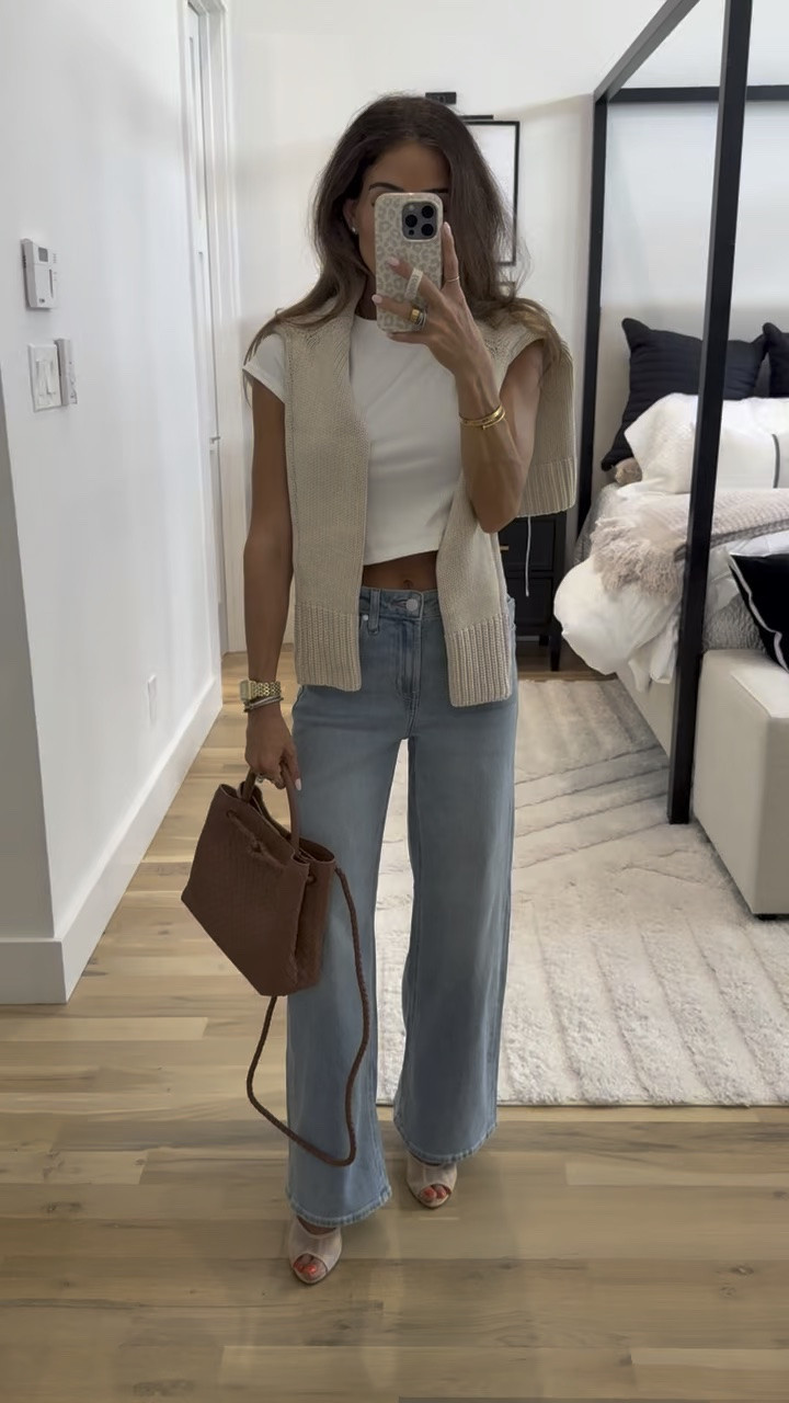 Fall outfit the best petite friendly jeans size 24s xs sweater and button down shirt