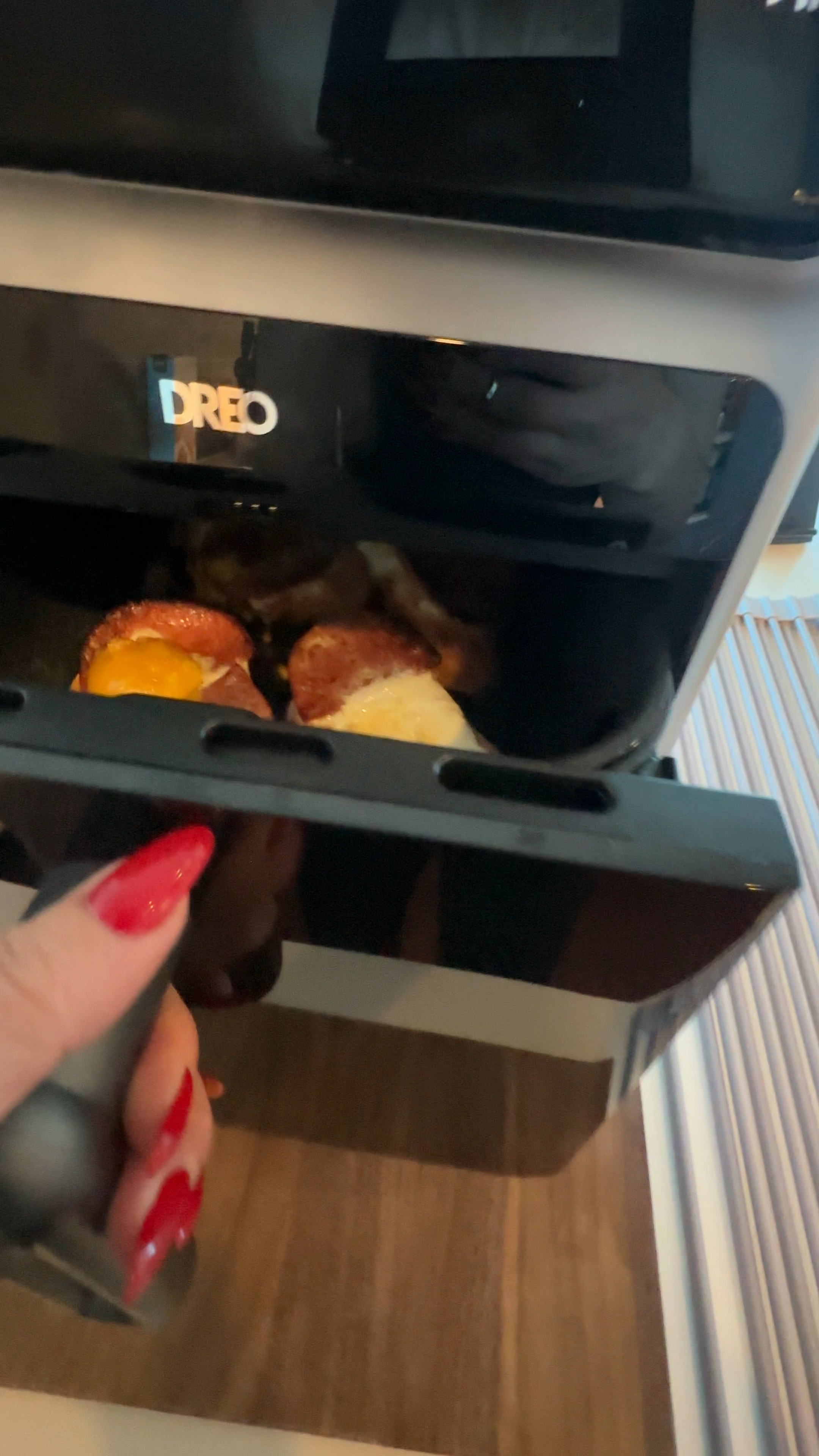 Dreo ChefMaker Combi Fryer, Cook like a pro with just the press of