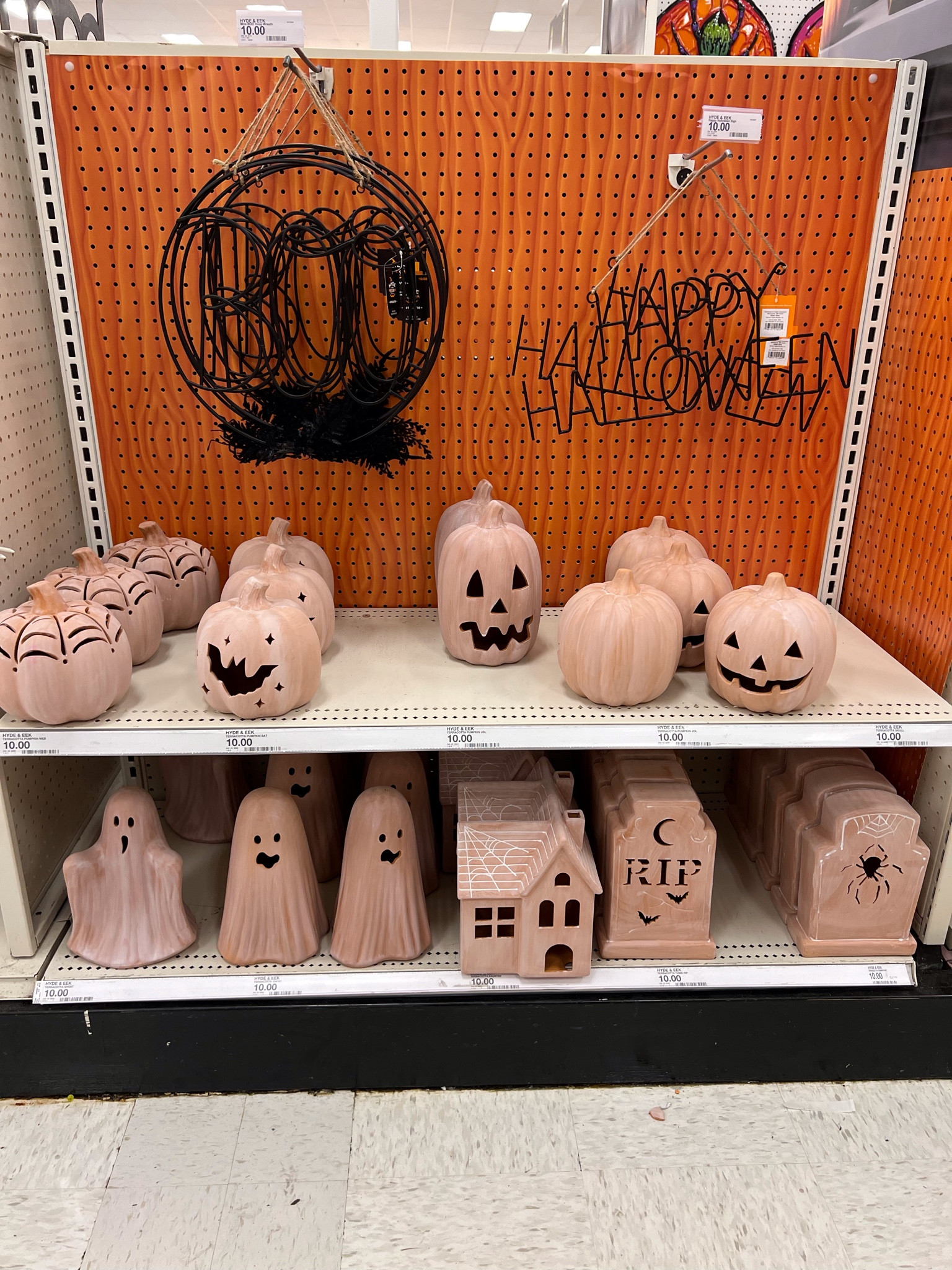 Target // terracotta // ghost
Pumpkin // R.I.P

#LTKHome #LTKSeasonal