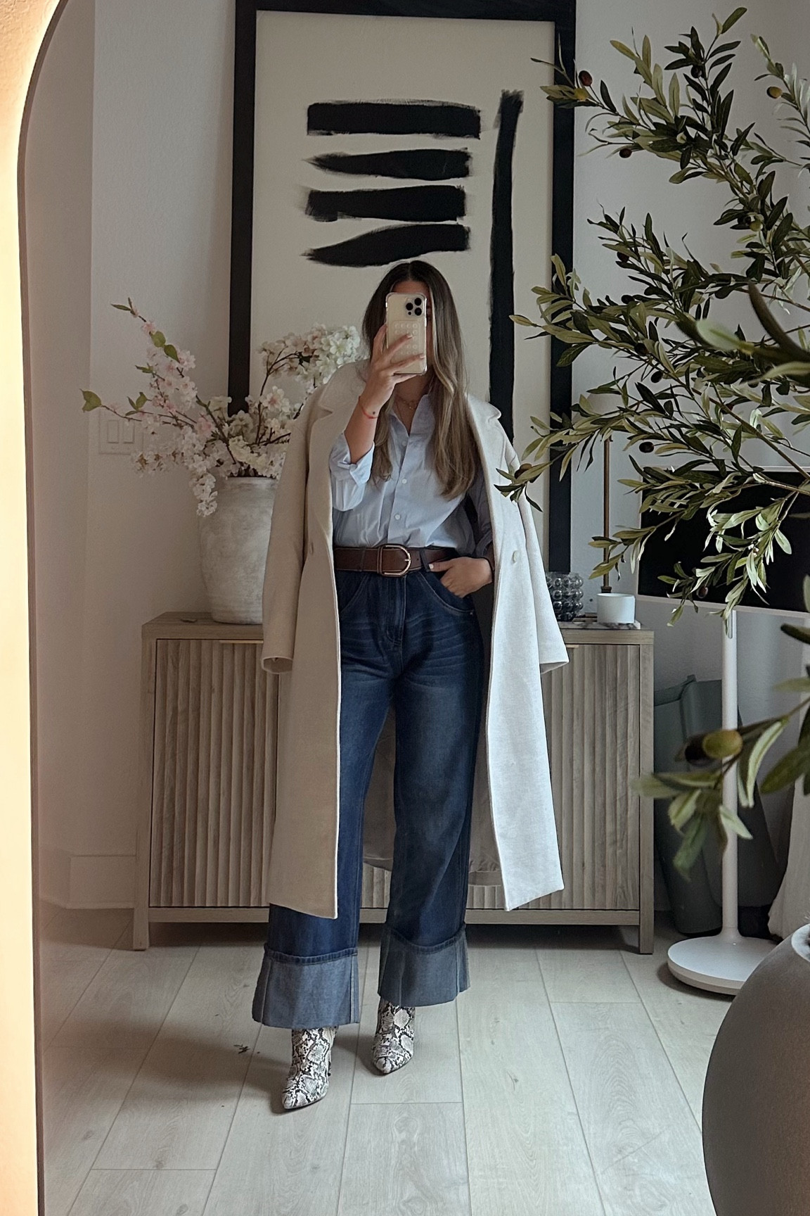 Shirt Small
Pants 8 for oversize fit 