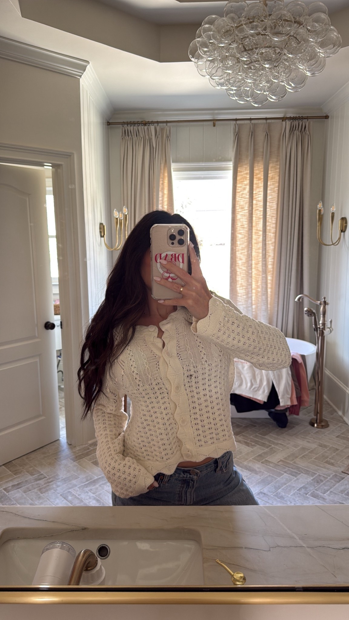 Spring day time outfit - M in cardigan 

#LTKootd