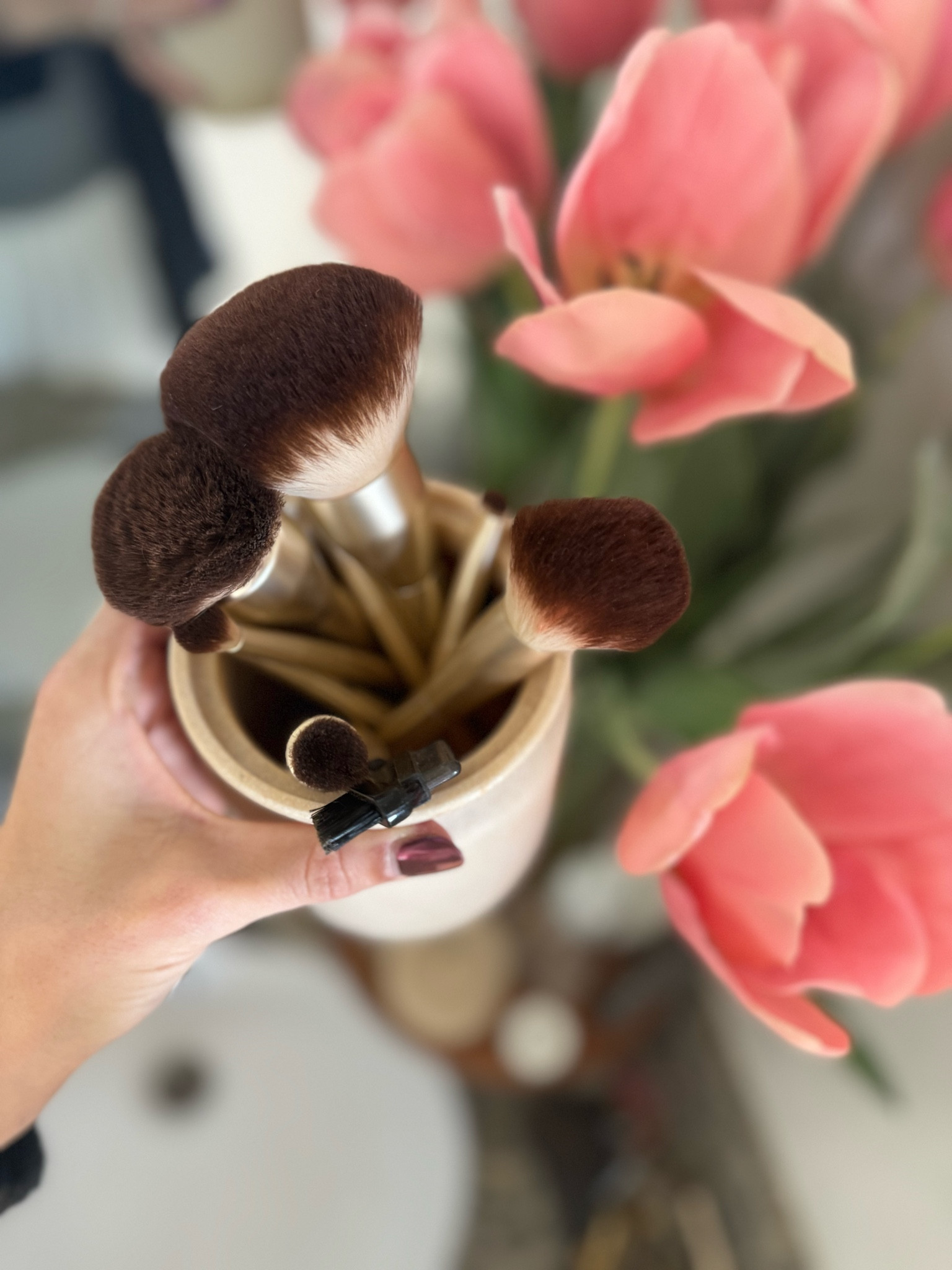 Seasons change — as do the makeup brushes! 

Shop my top 4: