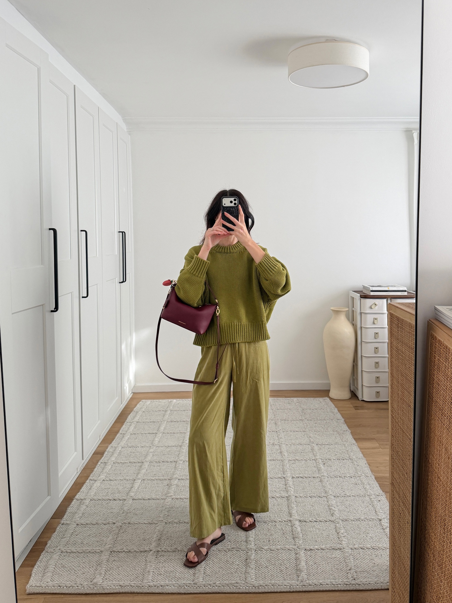 Knit is one size, pants I sized down to XS and shoes are EU40 wide
