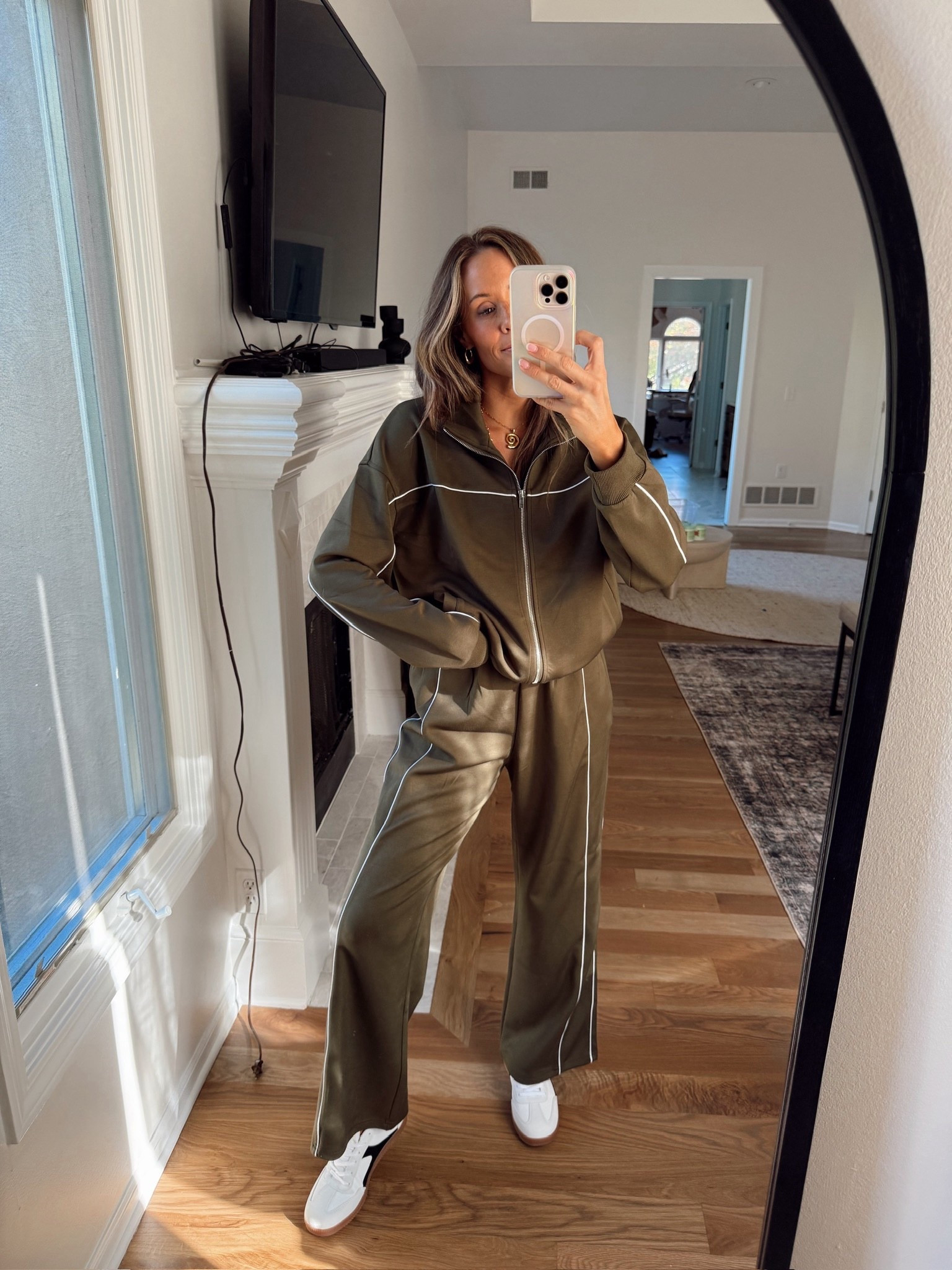 Comfy, cute, and practical — the trifecta 🙌 This cozy set is perfect for everyday wear and comes in several color options!

#LTKSeasonal #LTKFindsUnder50 #LTKStyleTip