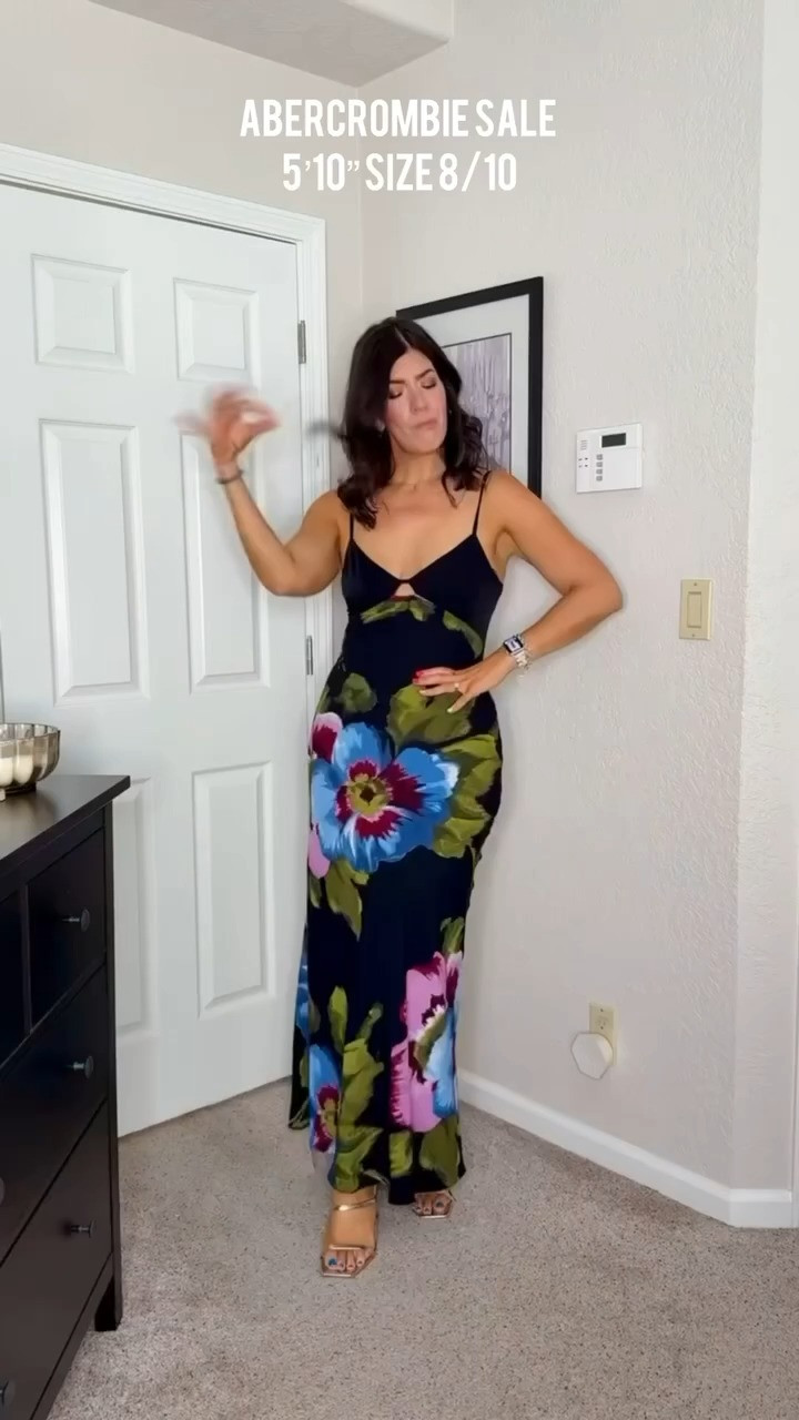 In a medium tall floral dress
Use code SHORTSAF for a stackable 15%
Abercrombie sale, midsize spring to summer style, casual outfit, spring outfits, summer outfits, everyday outfit, trending, midsize fashion, sale alert,

#LTKMidsize #LTKSaleAlert #LTKSeasonal