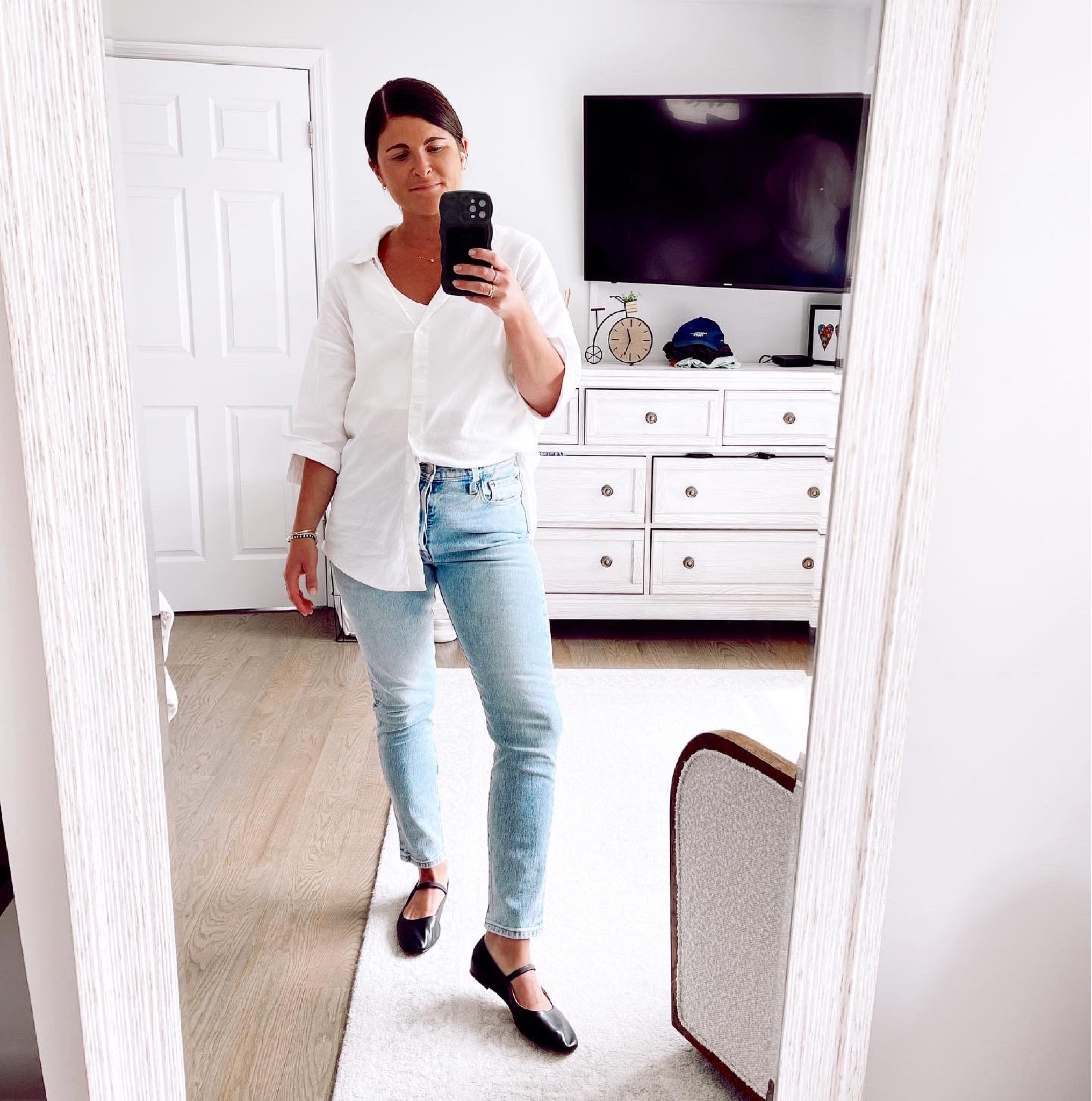 Light Color Palette 🤍👖 

#LTKstyletip #LTKSeasonal #LTKunder100