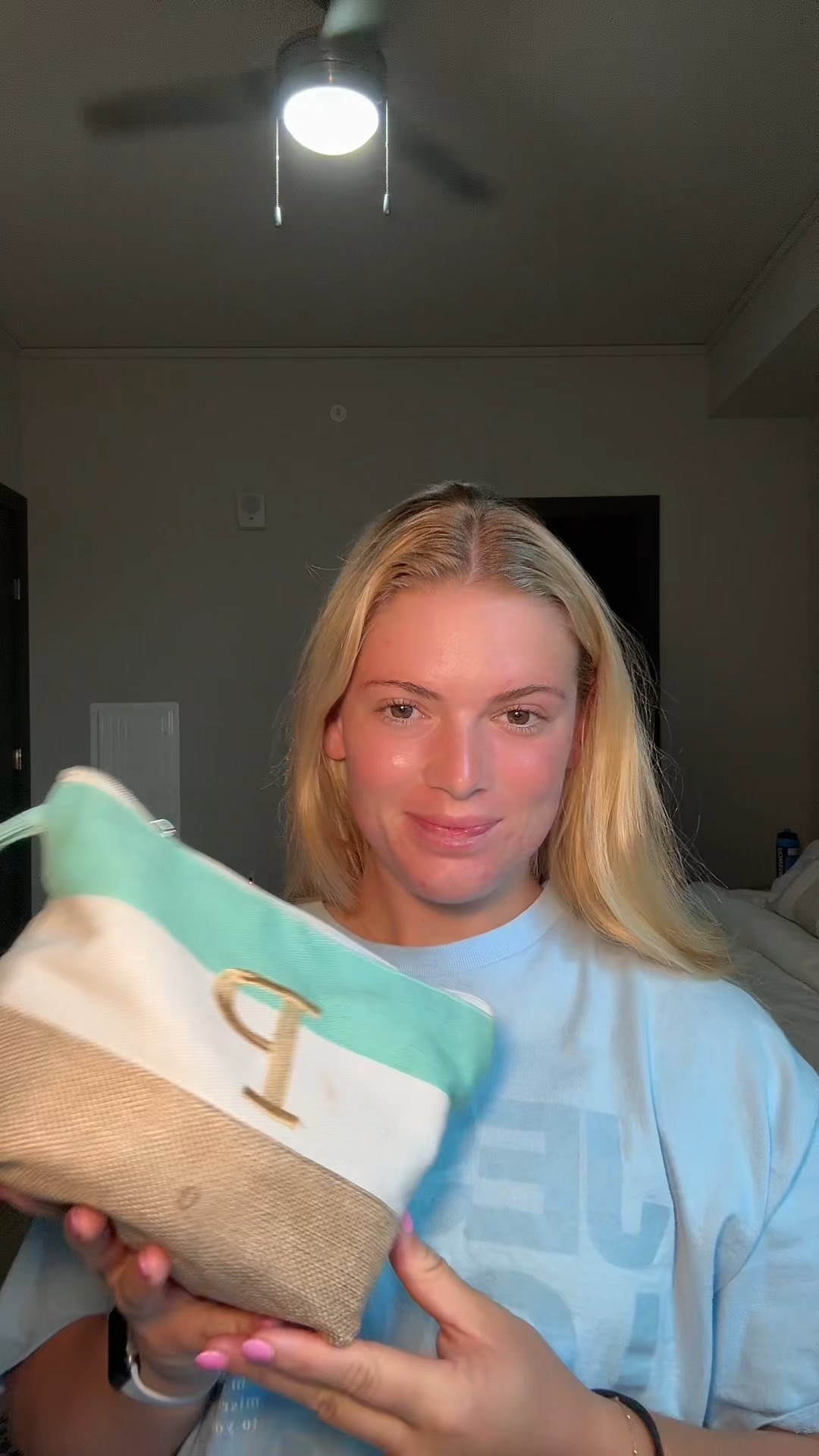 makeup look for acne girls 