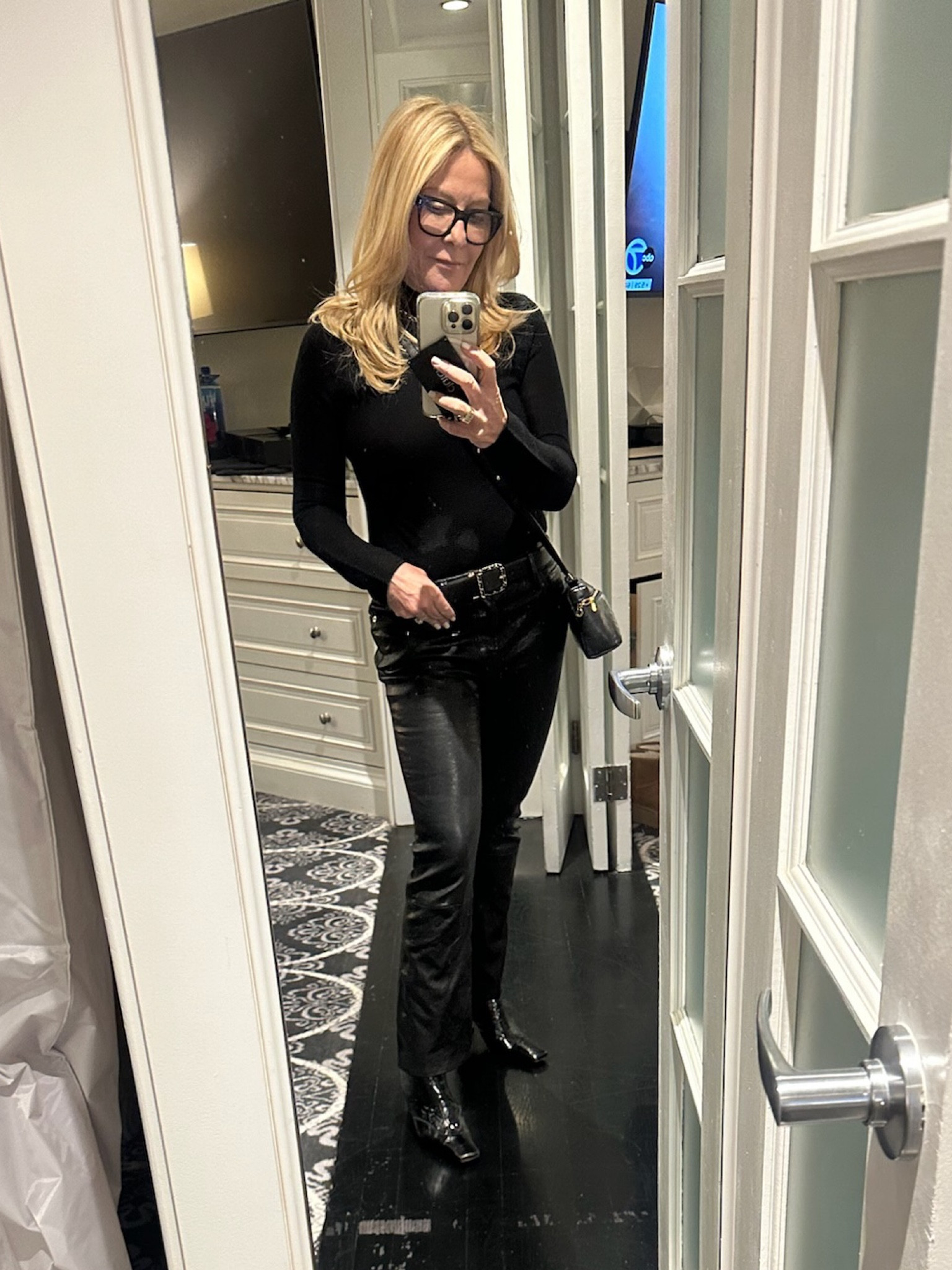 Dinner time 💕

#LTKHoliday #LTKSeasonal #LTKOver40