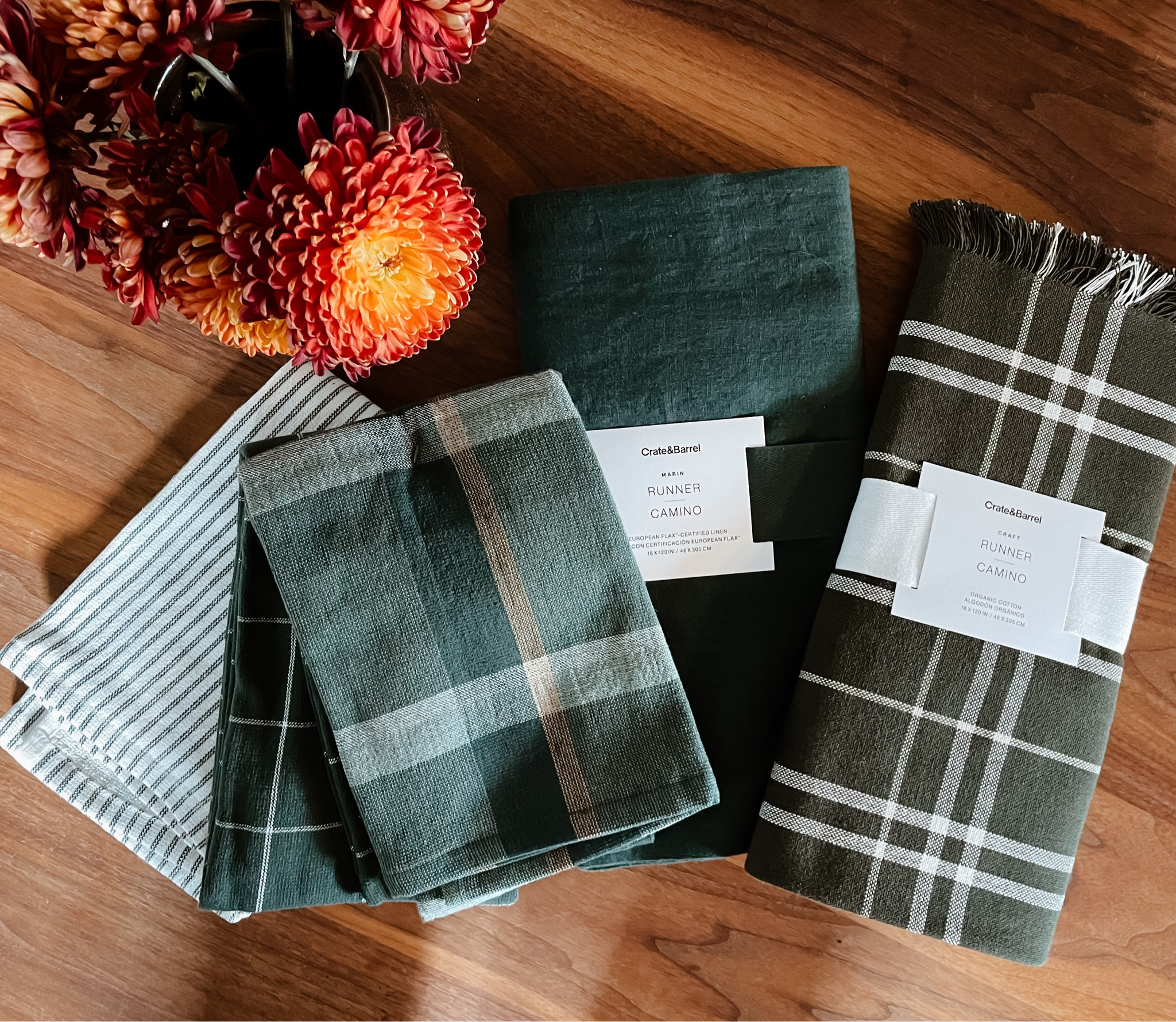 Early Christmas - Table Runners and Dish Towels from Crate & Barrel 

#LTKHoliday #LTKGiftGuide #LTKSeasonal