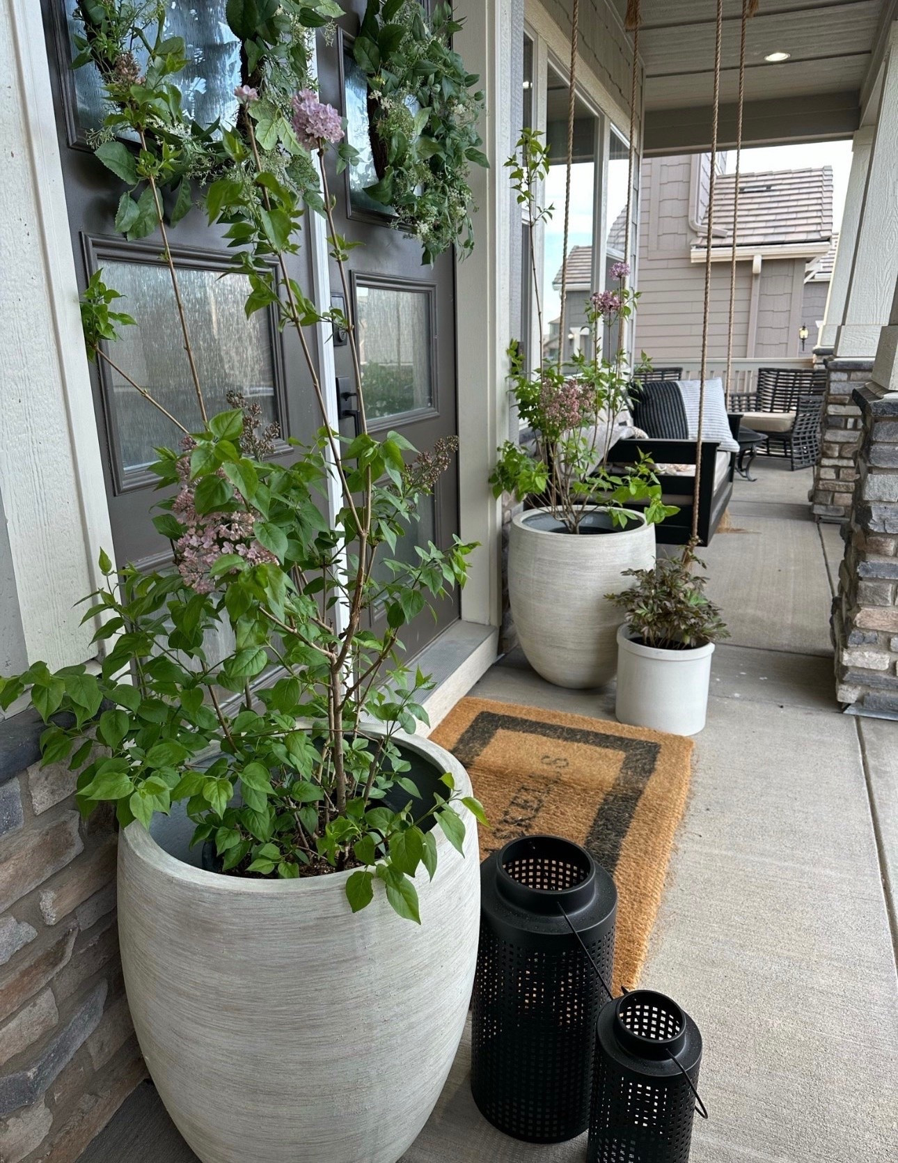 Spring porch decor!

Organic | plants | planter | Lanterns | doormat | modern | home decor | top seller | viral

#LTKdayinmylife #LTKSeasonal #LTKHome