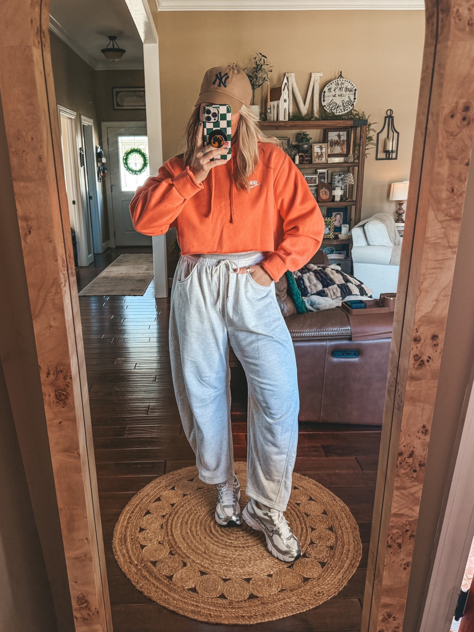 These Amazon barrel drawstring pants are so good! I’m in my true size medium. 


#LTKOver40 #LTKootd