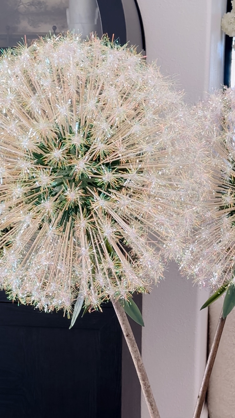 This dandelion is so whimsical! Use it for photo shoots, for parties, or just for fun bc you can! 

*You’ll need at least 26ft of tinsel garland for 300 kabob sticks per dandelion. You can also use more, one of mine have about 350 sticks!

#LTKHome #LTKSaleAlert