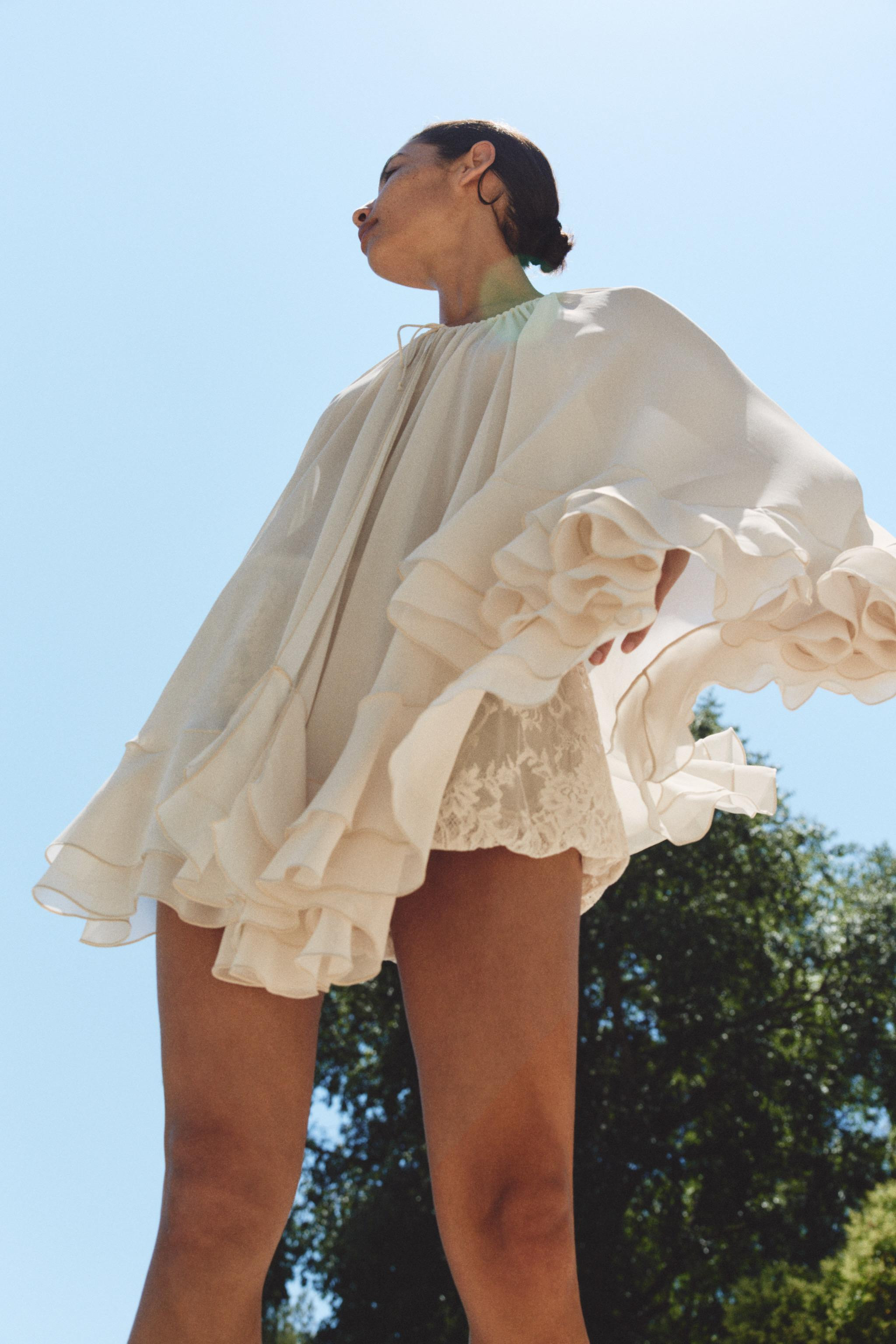 RUFFLED CAPE - Oyster-white | ZARA United Kingdom | Zara UK