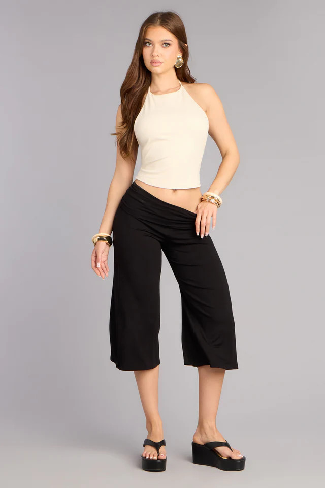 Effortlessly Cool Knit Gaucho Pants | Windsor Stores