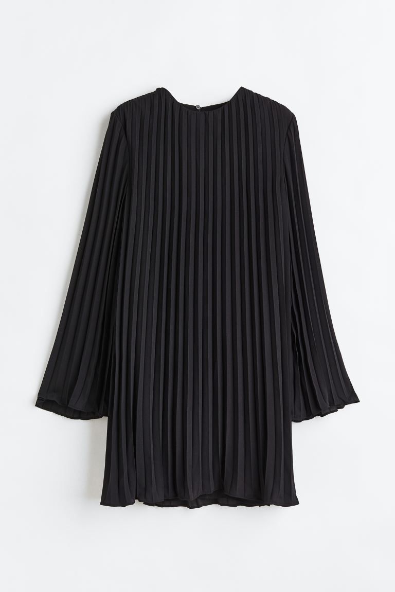 Pleated dress | H&M (US + CA)