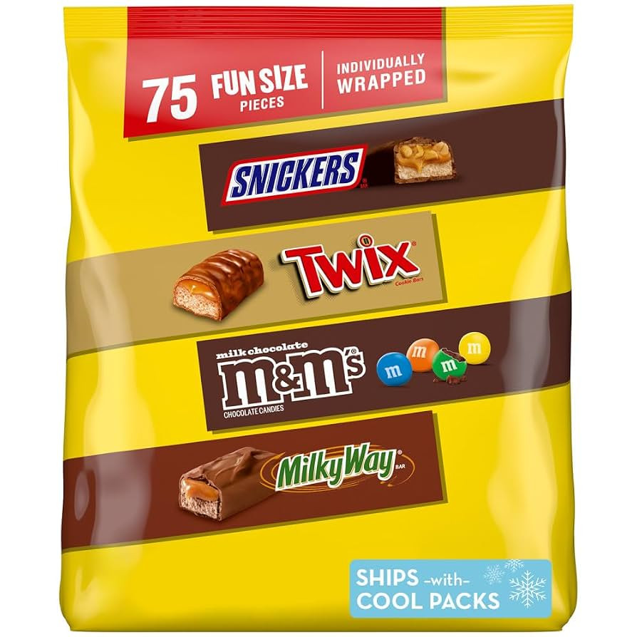 SNICKERS, M&M'S Milk Chocolate, MILKY WAY & TWIX Fun Size Chocolate Candy Variety Pack, Halloween... | Amazon (US)