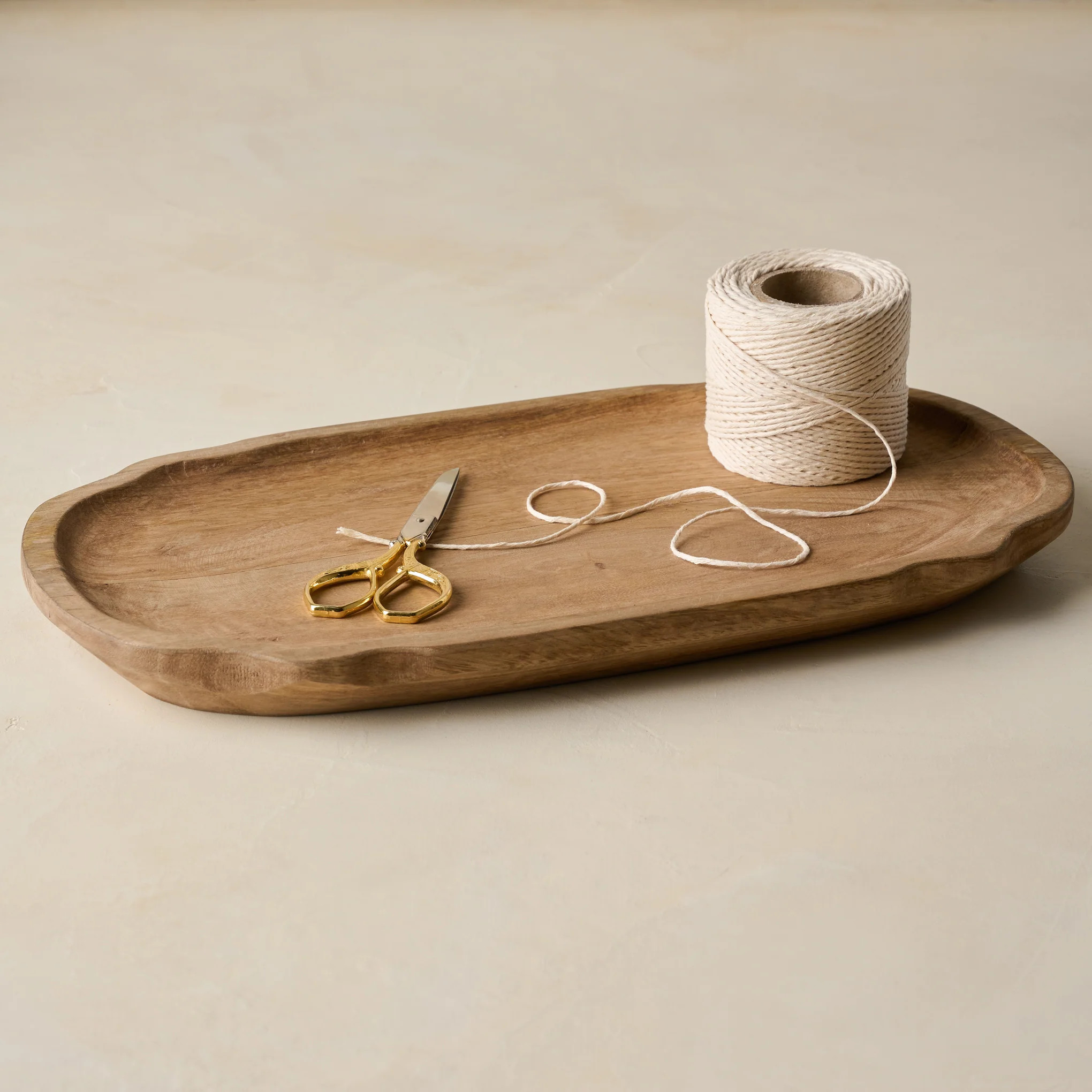 Small Brigitte Fluted Edge Wood Tray | Magnolia