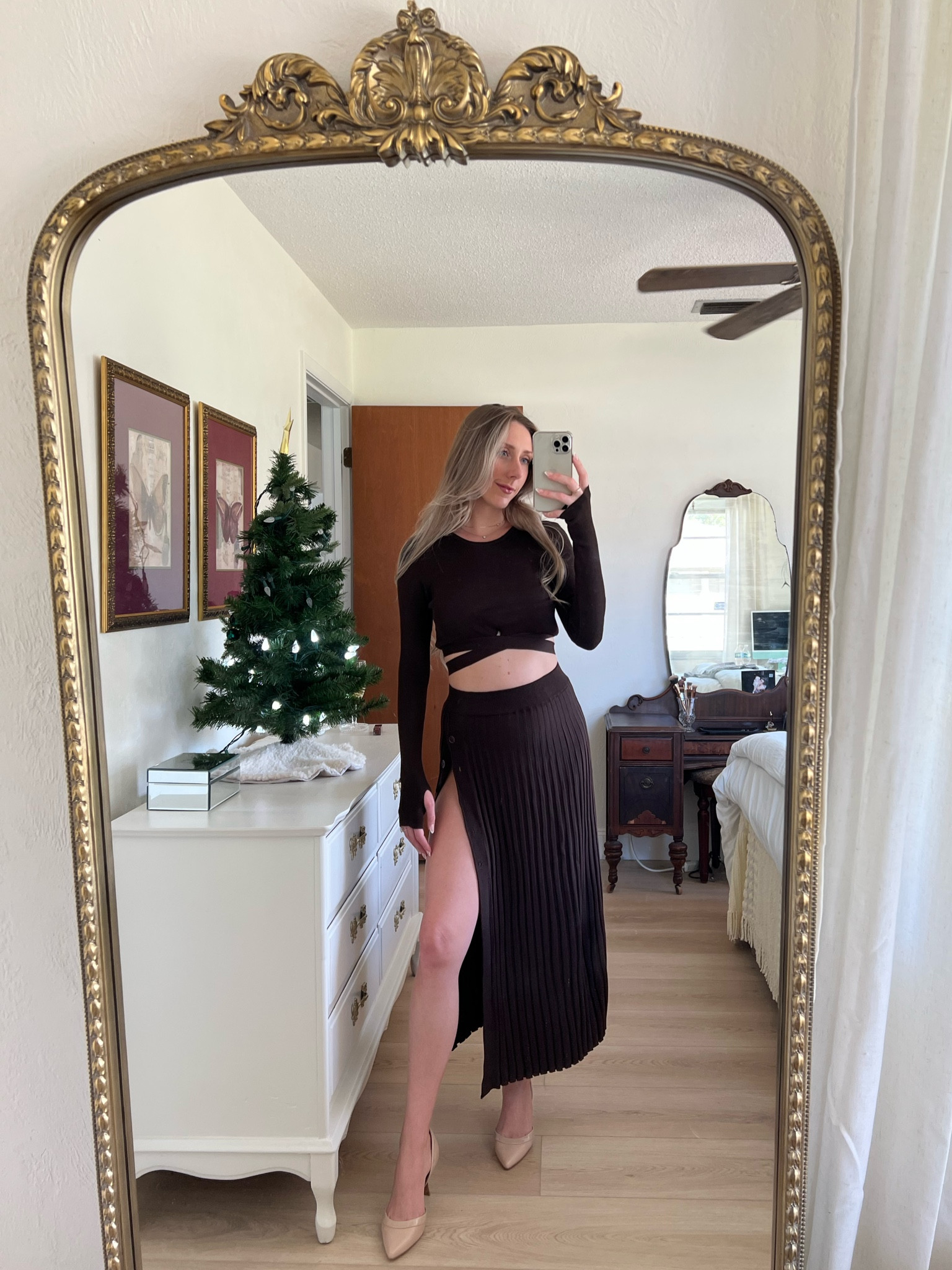 Thanksgiving outfit
Friendsgiving outfit
Two piece outfit
Longsleeve, two-piece outfit
Skirt two-piece outfit
Amazon fashion
Amazon holiday outfit
Warm holiday outfit

#LTKstyletip #LTKHoliday #LTKSeasonal